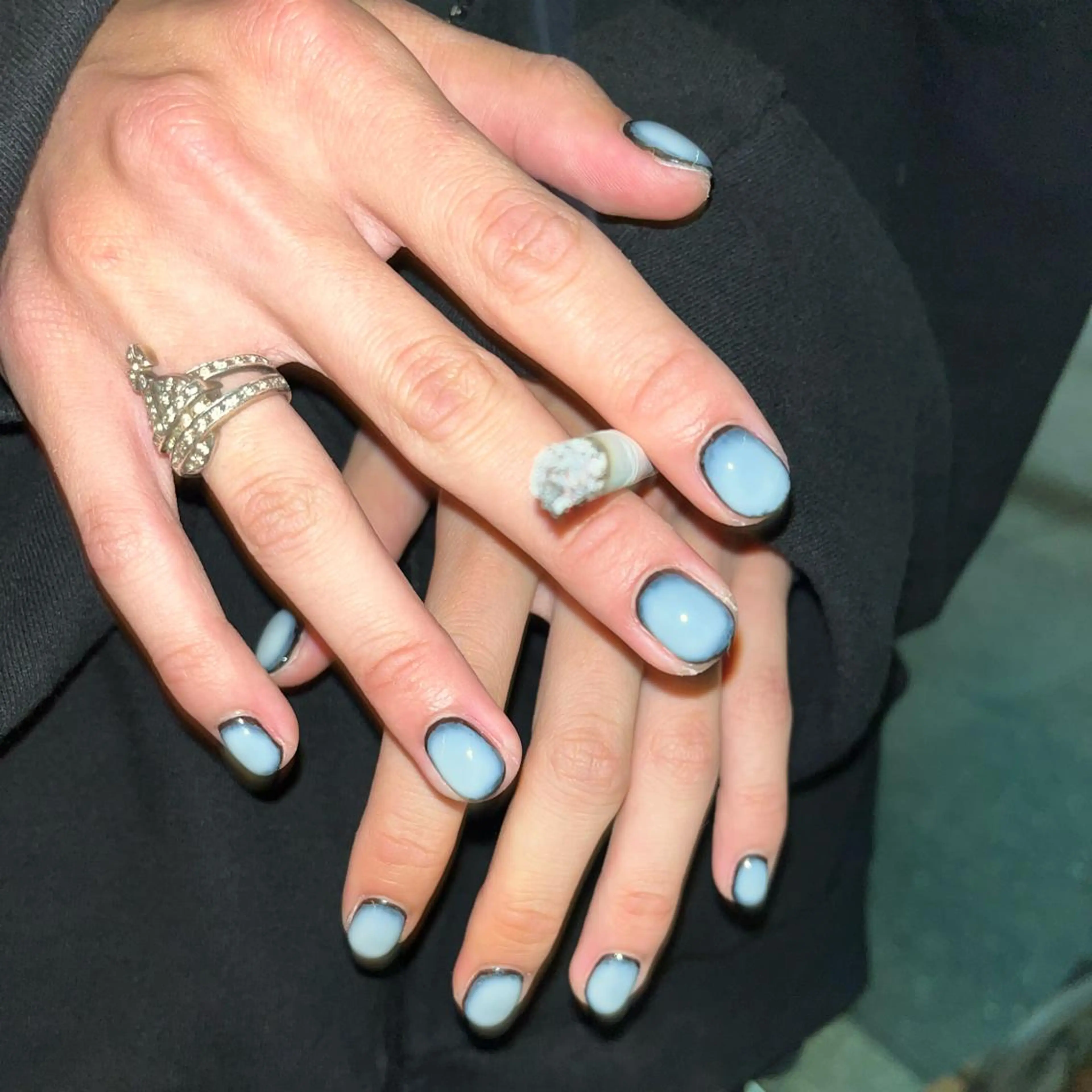 ネイル ハンドネイル フットネイル 🪐富島彩夏 /海外nail🪐のネイルデザイン