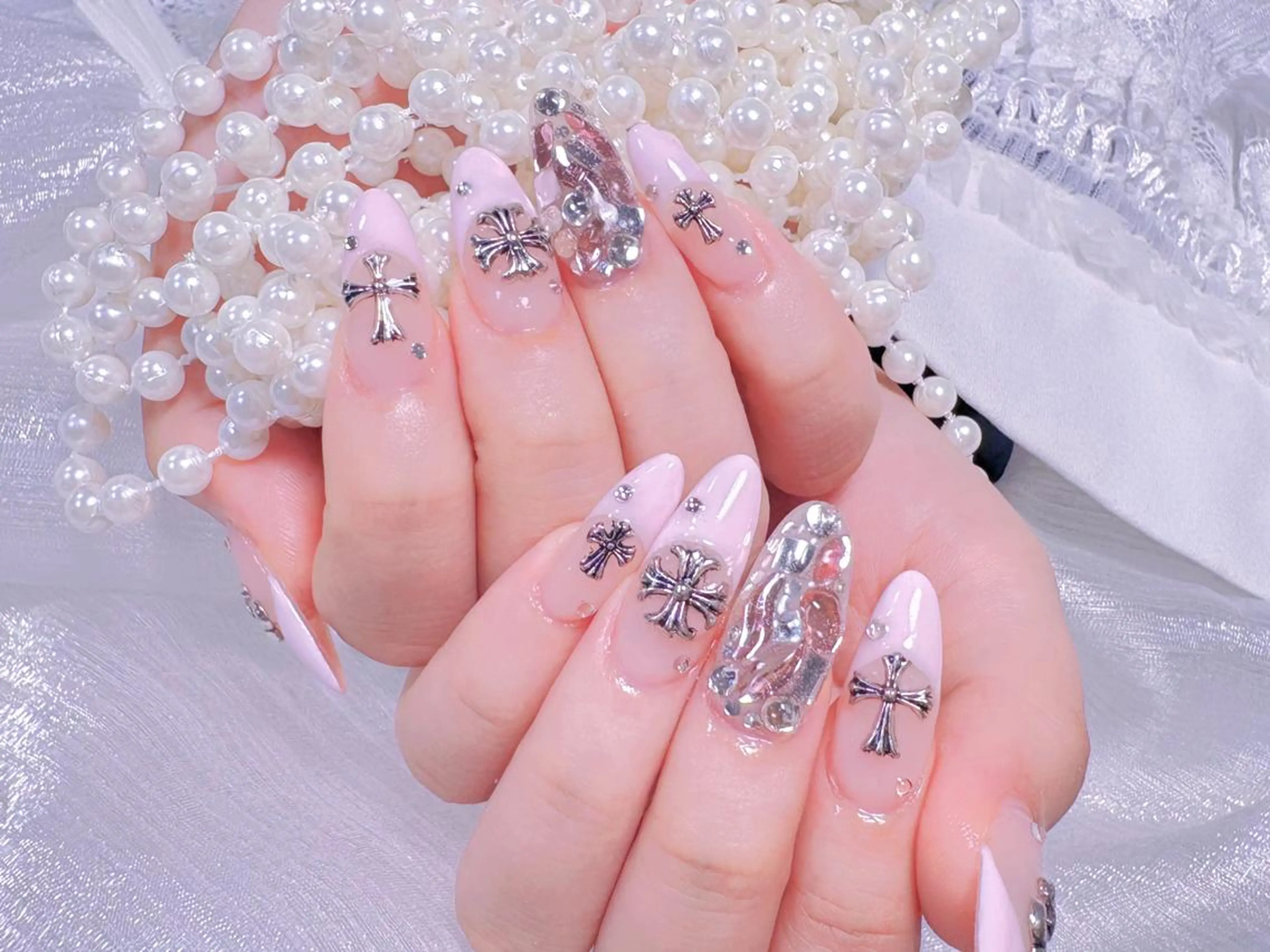 ネイル ハンドネイル ✨Nora💫 ワンホンネイルのネイルデザイン