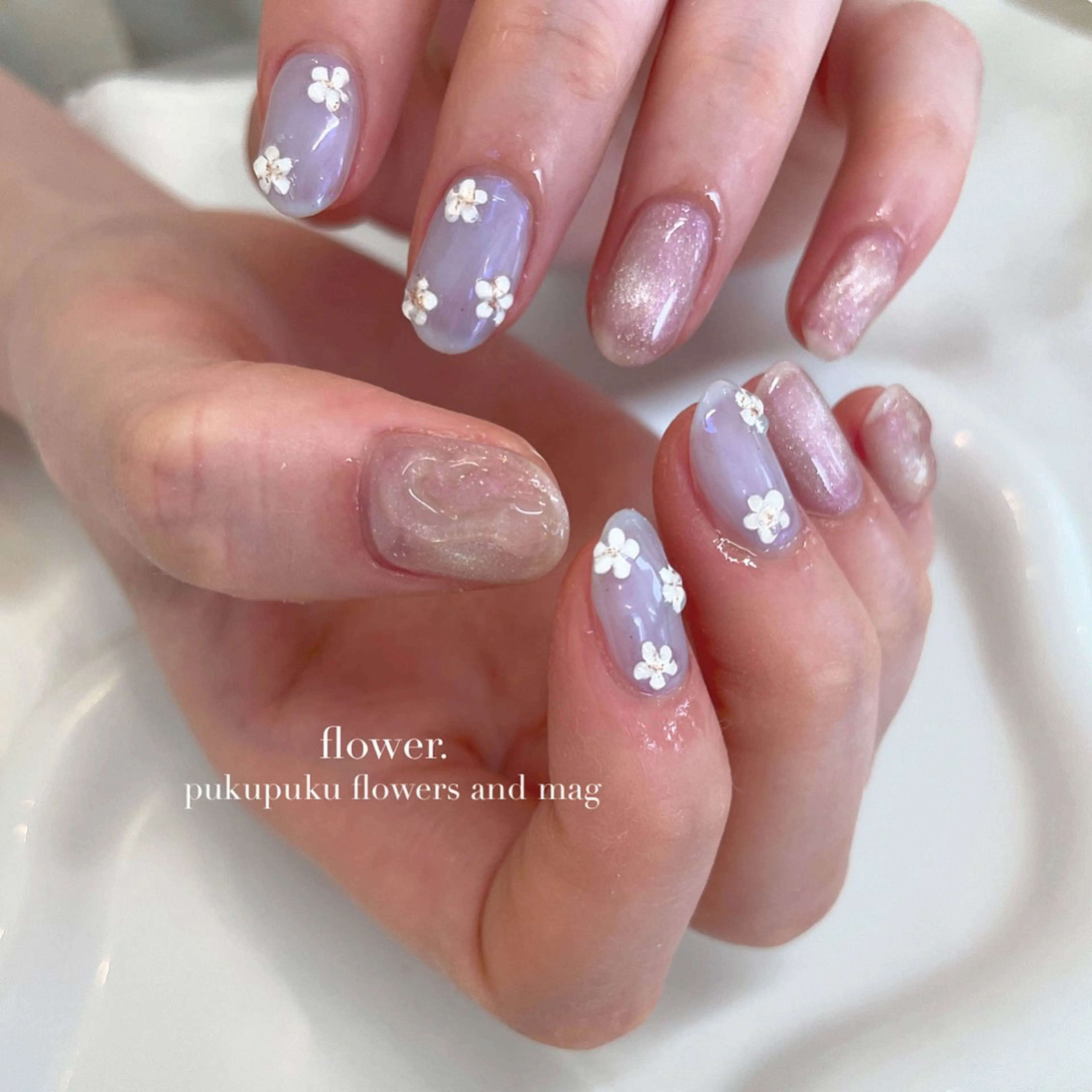 ネイル essence所属・pétit maakoのネイルデザイン