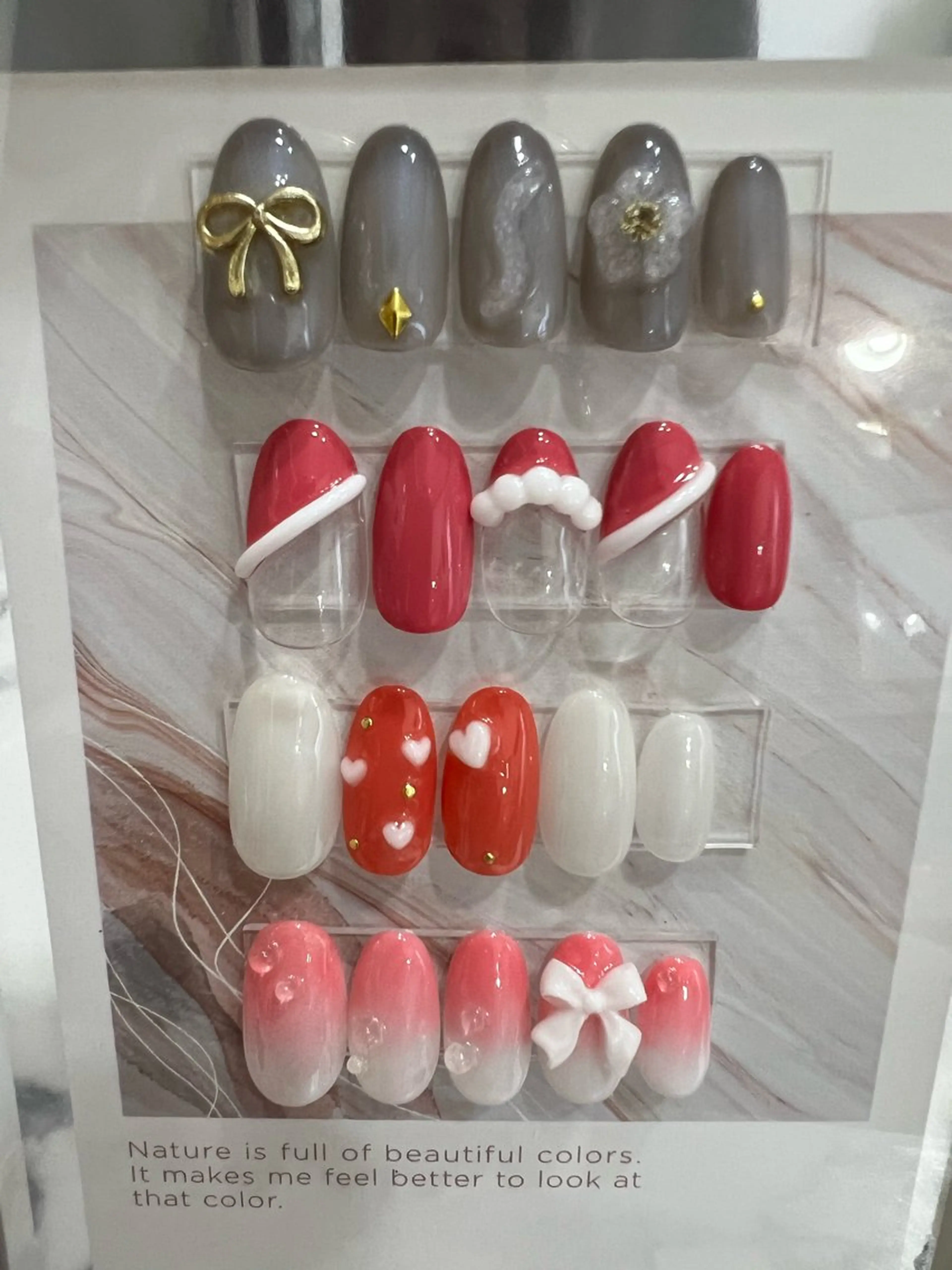 ネイル Luminous ⭐︎のネイルデザイン