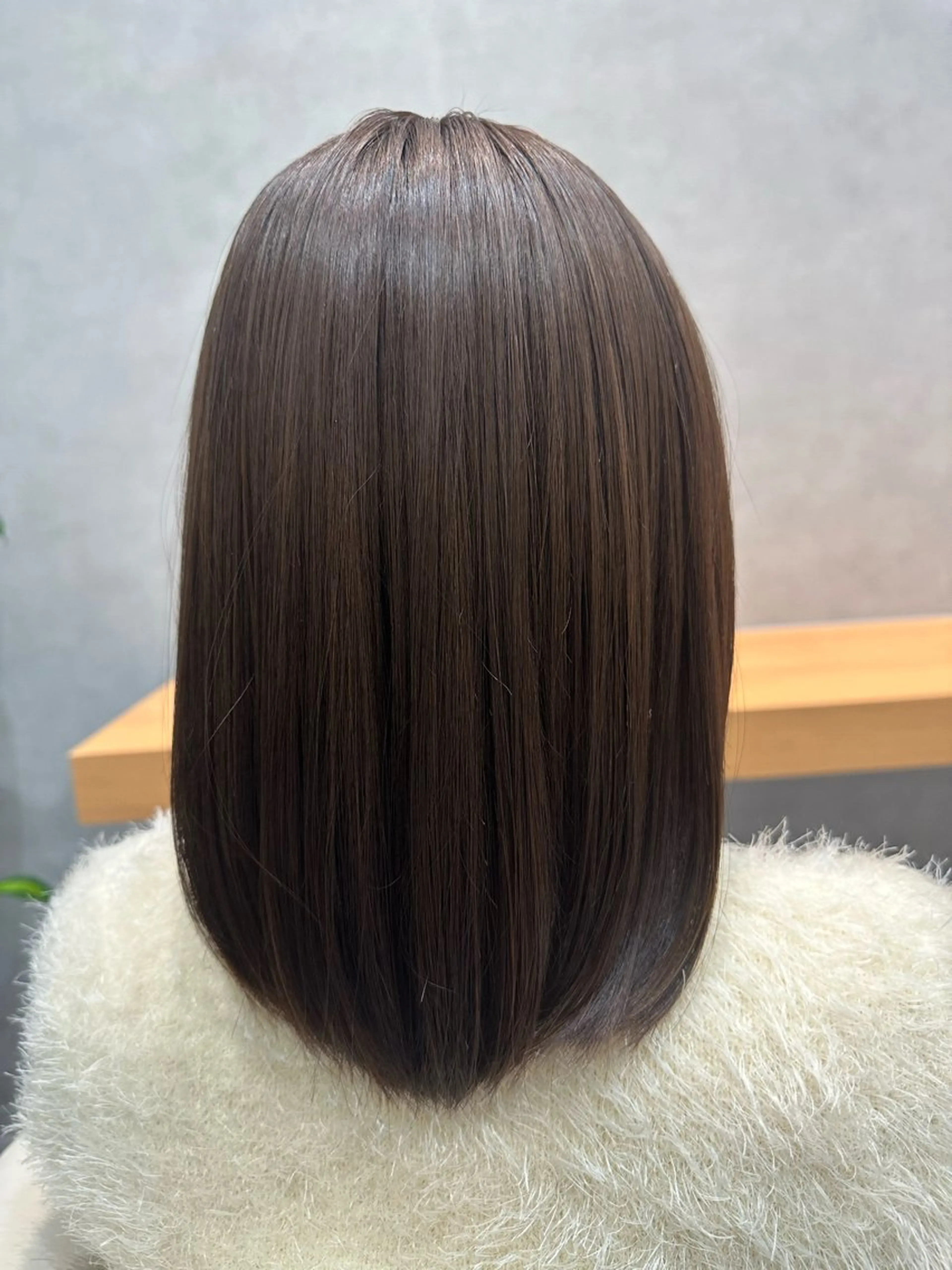 ミディアム 森 沙織のヘアスタイル
