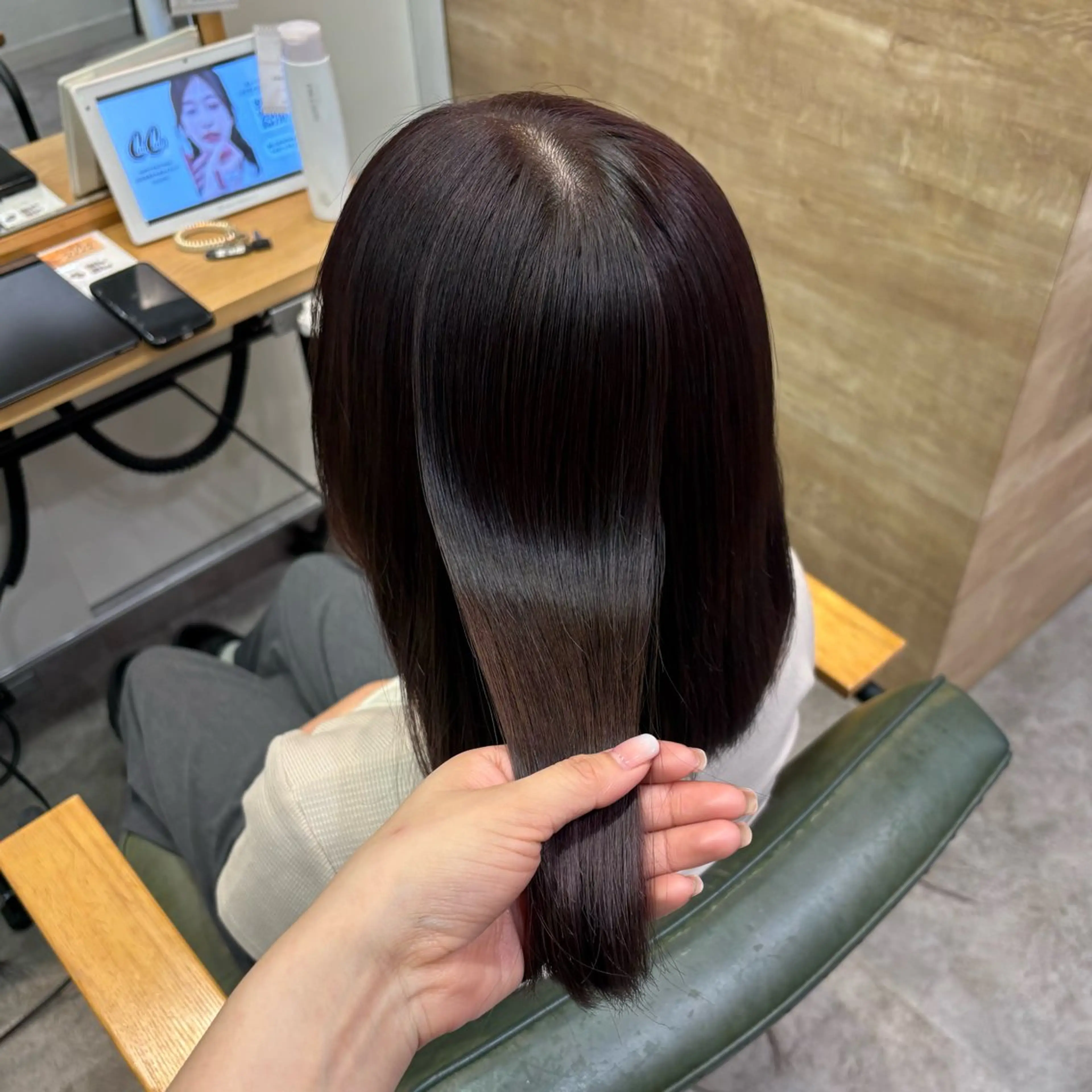 カラー カシス ラベンダーカラー ピンクカラー ピンクラベンダー ヘアカラー トリートメント 艶感/美髪/カラー /縮毛矯正/airiのヘアスタイル