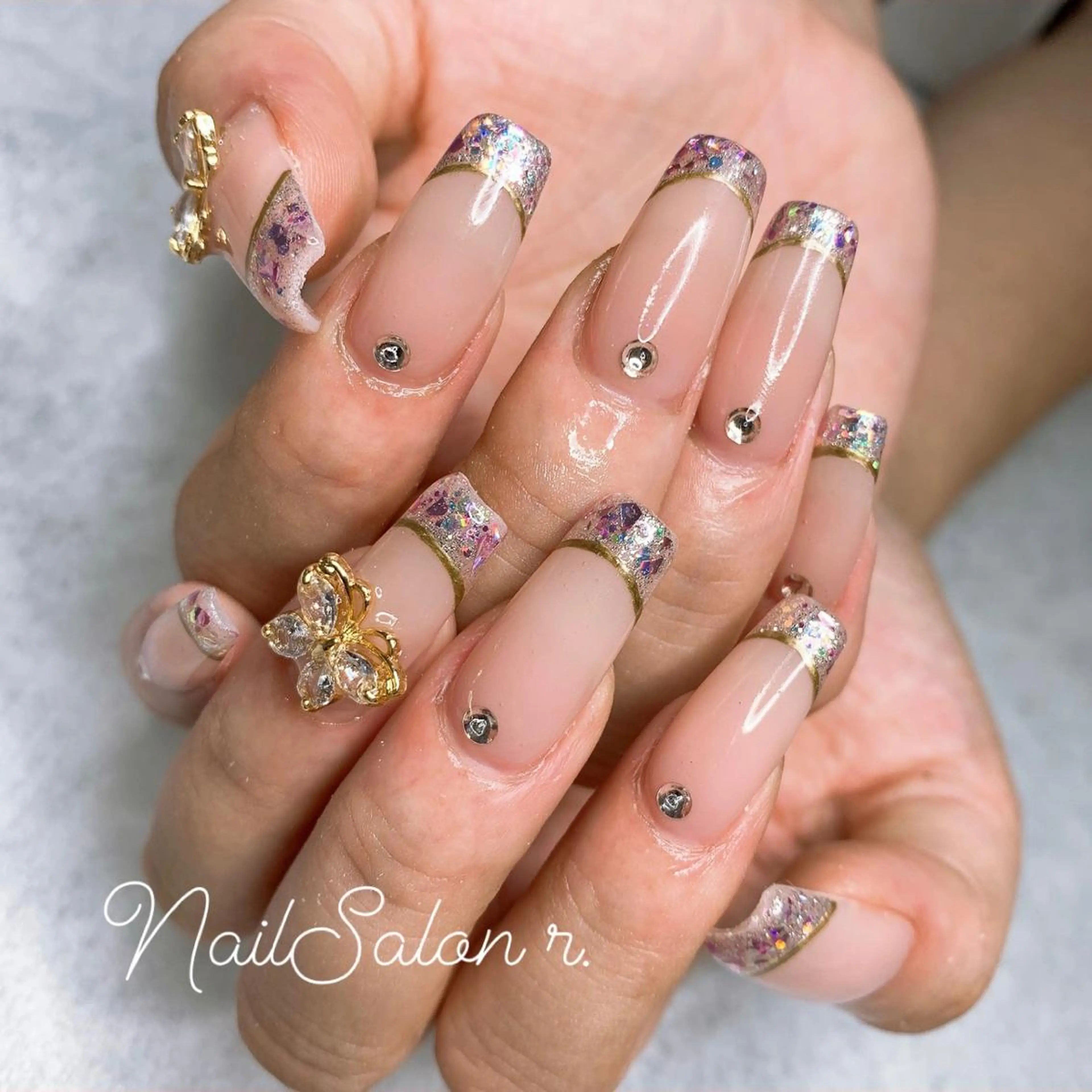 ネイル ハンドネイル Nailsalon r.のネイルデザイン