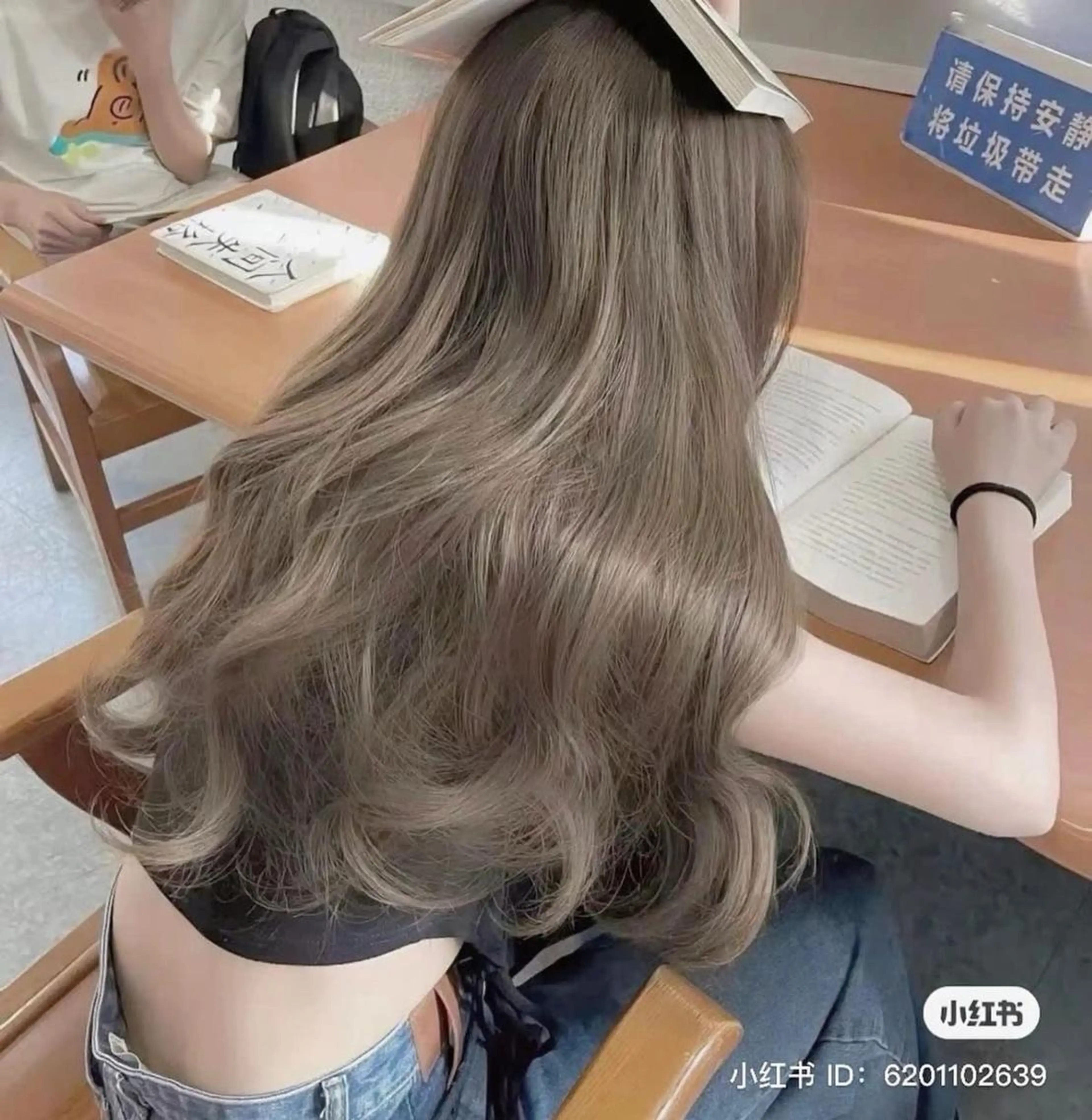 カラー 🤍韓国大人っぽ ベージュMAI🤍のヘアスタイル