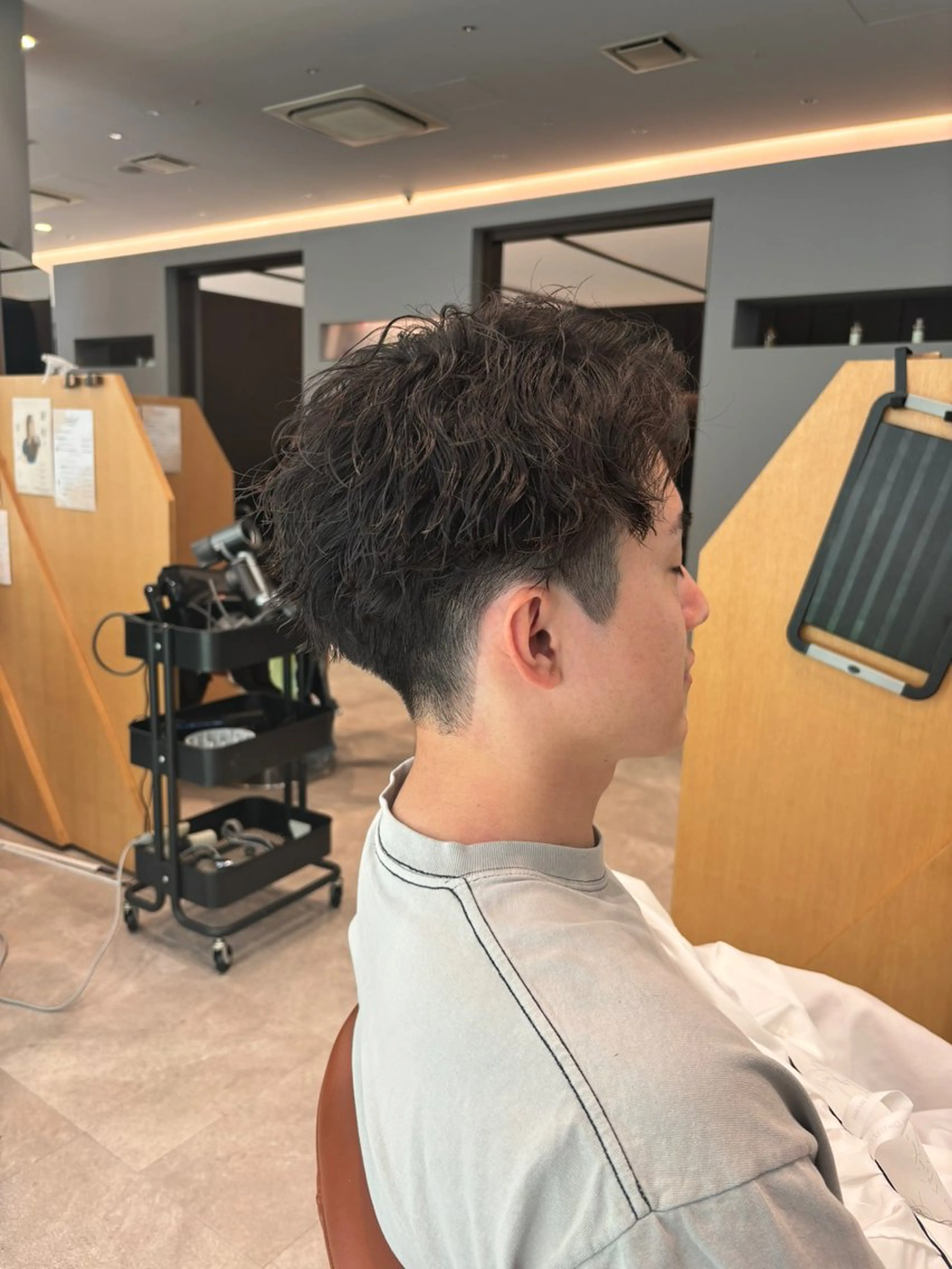 ミディアム カラー パーマ ヘアアレンジ メンズ カット パーマ トリートメント 加藤 愛実のヘアスタイル