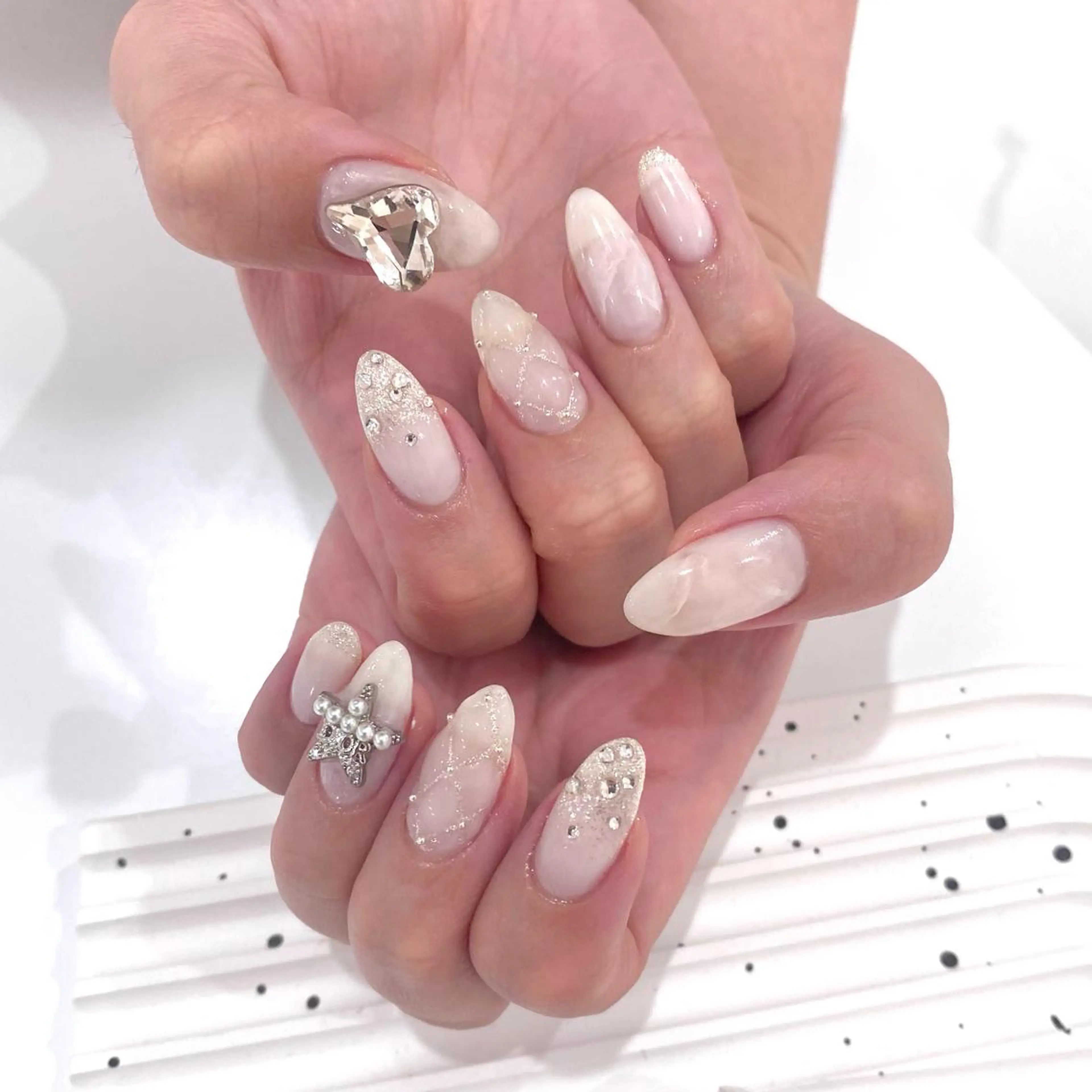 ネイル FLY Nail Salonのネイルデザイン