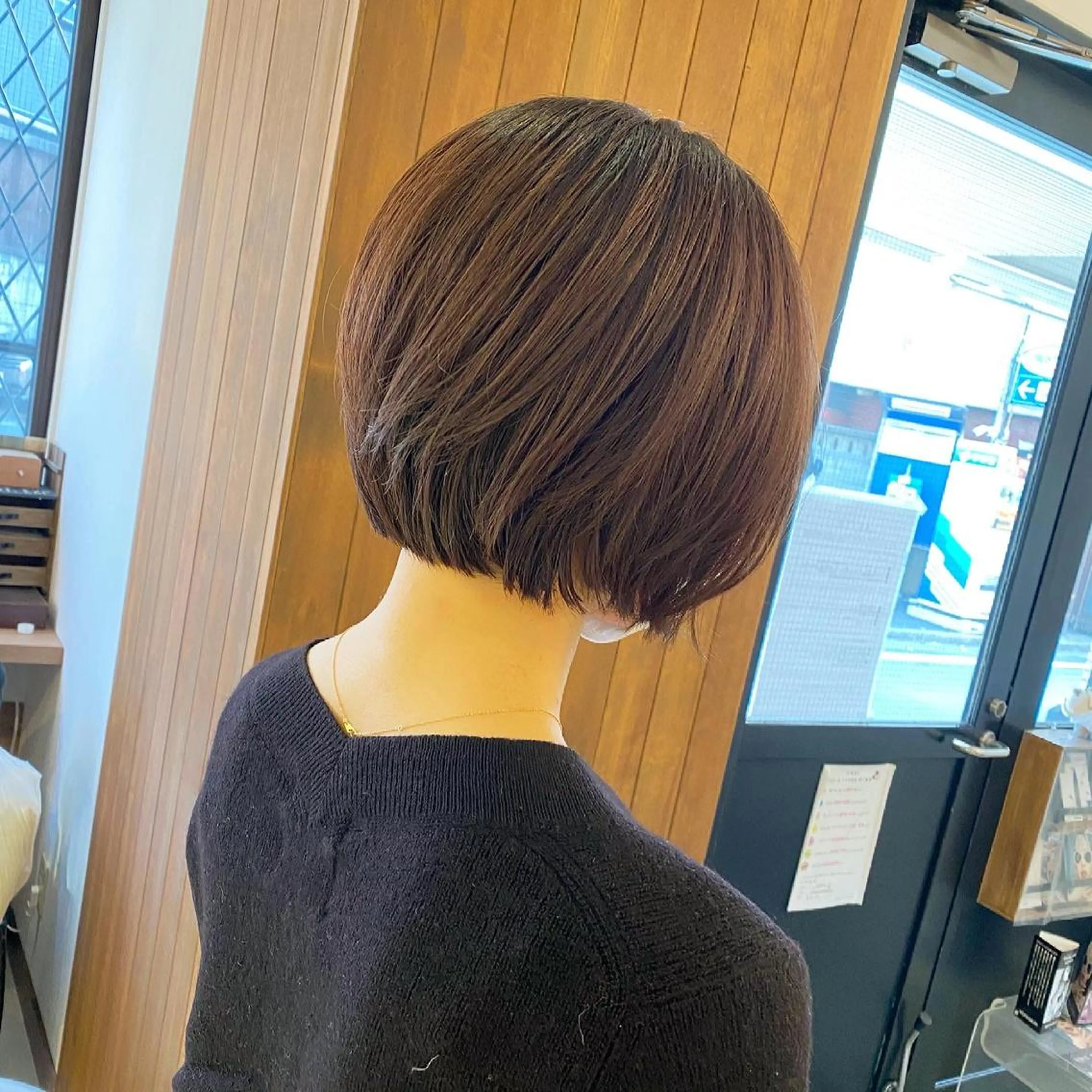 ショート ショートボブ 丸みショート ボブ 髪質改善 レイヤーカット SALOWIN 池袋Suite店所属・髪質改善特化 安東駿介のヘアスタイル