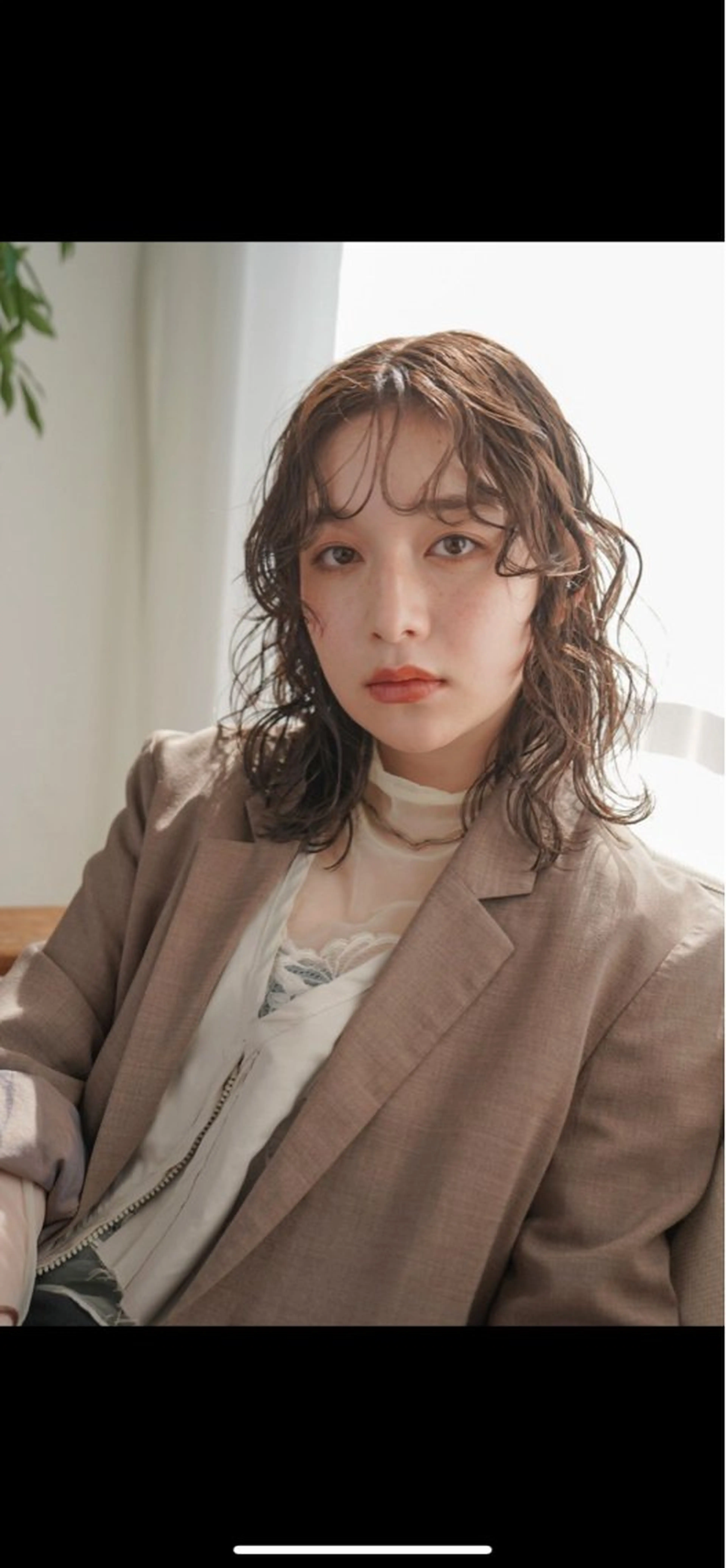 ミディアム 市原亮/名古屋駅/ ツイスパ/波巻きのヘアスタイル