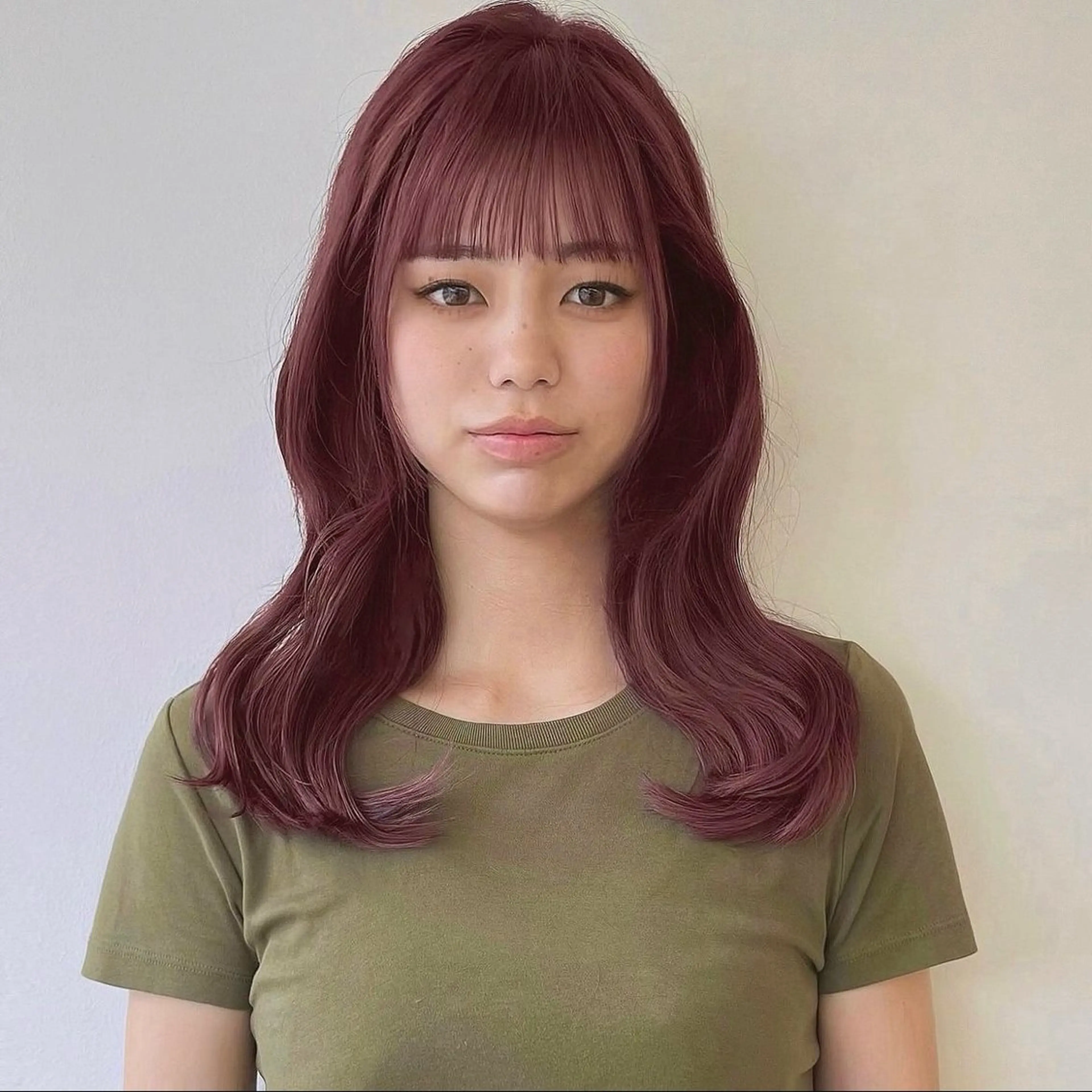 ミディアム 顔周りカット レイヤーカット トリートメント corazon所属・Minami Yuiのヘアスタイル