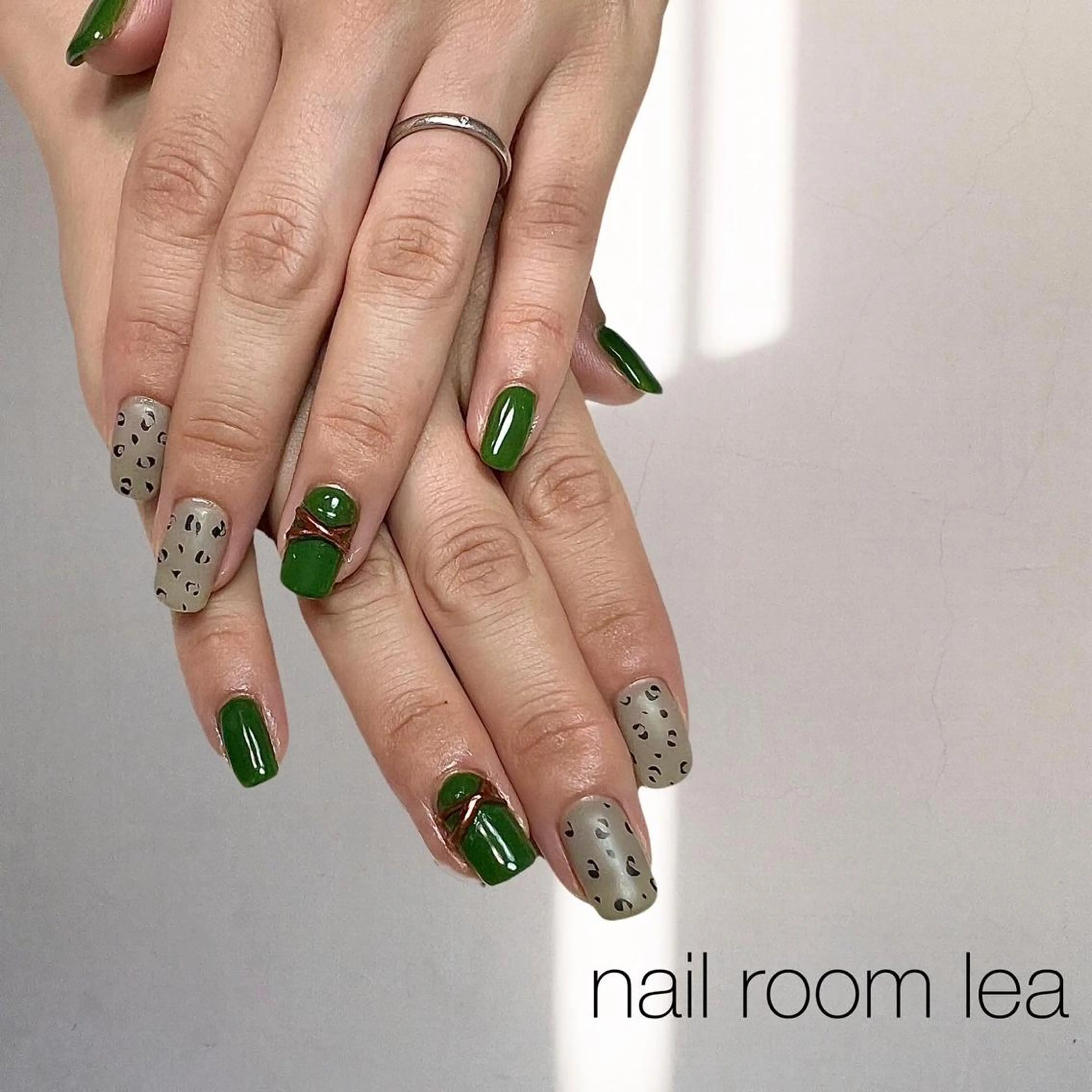 ネイル ハンドネイル ハンドケア nailroom leaのネイルデザイン