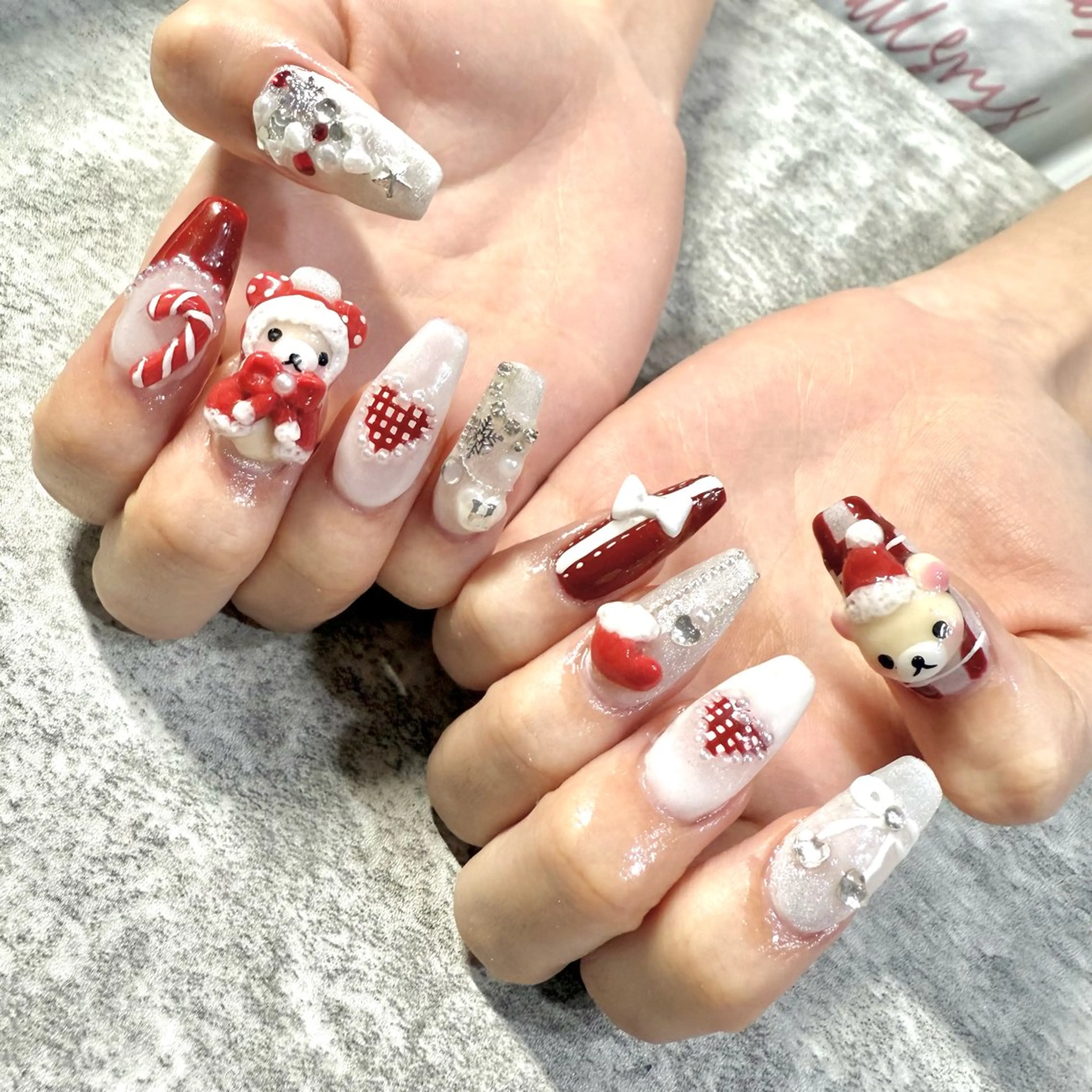 ネイル 冬ネイル クリスマス ハンドネイル ★Rinail... .のネイルデザイン