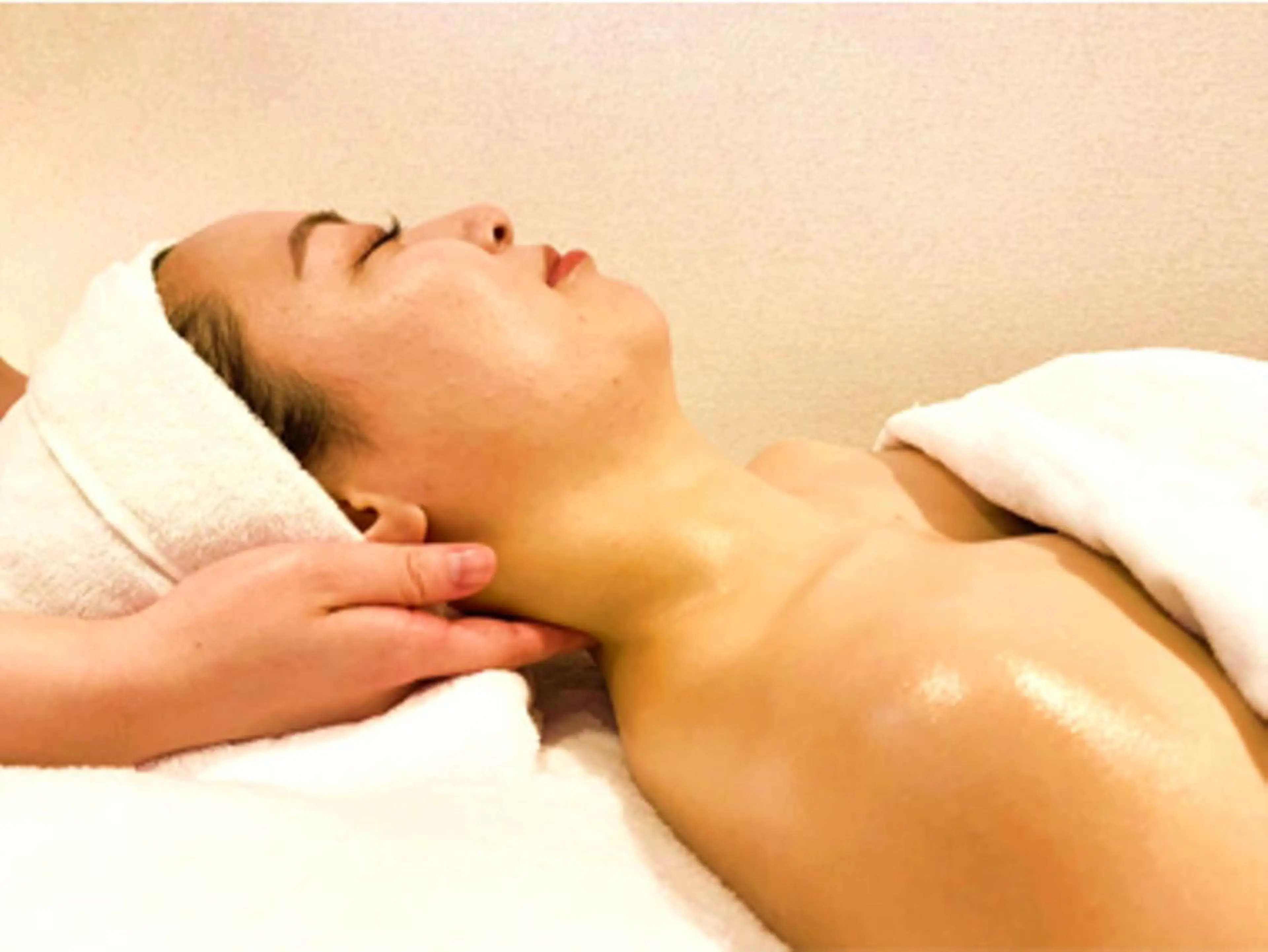 触れたくなる モテ肌へ...❤︎のエステ・リラクイメージ