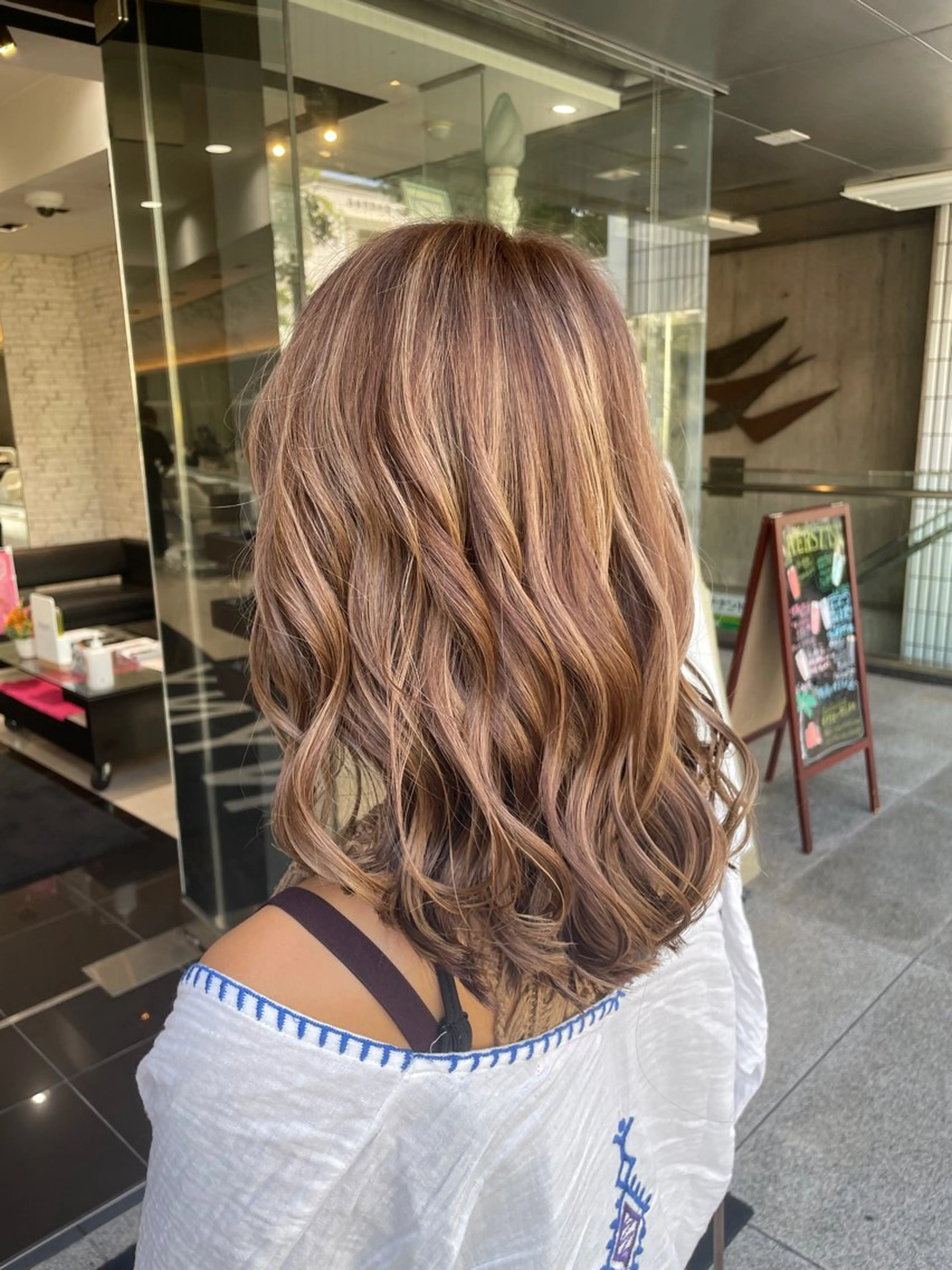 ミディアム カラー ヘアカラー 佐野 優斗のヘアスタイル
