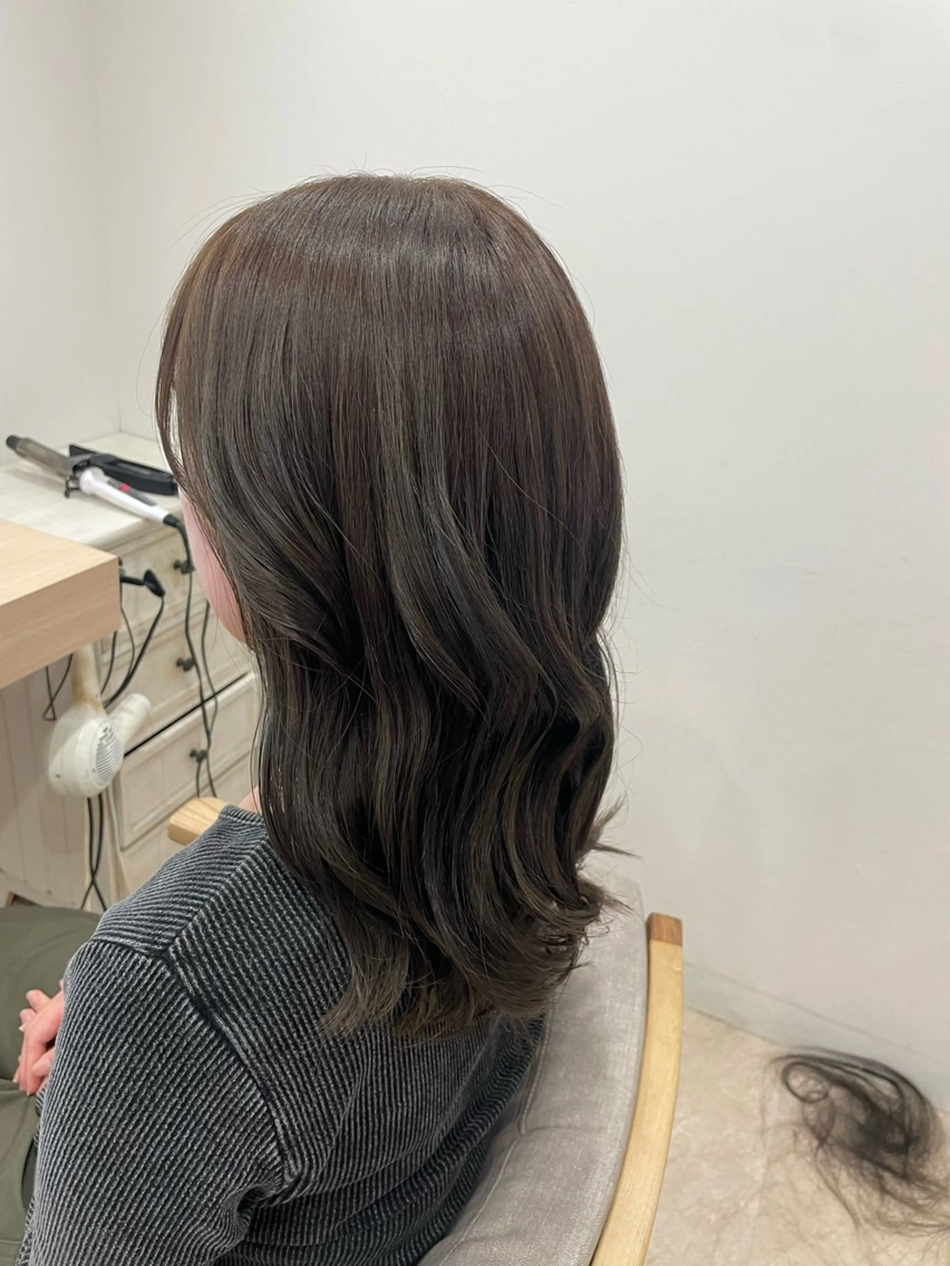カラー ブラウンカラー オリーブブラウン littleesta ASAのヘアスタイル