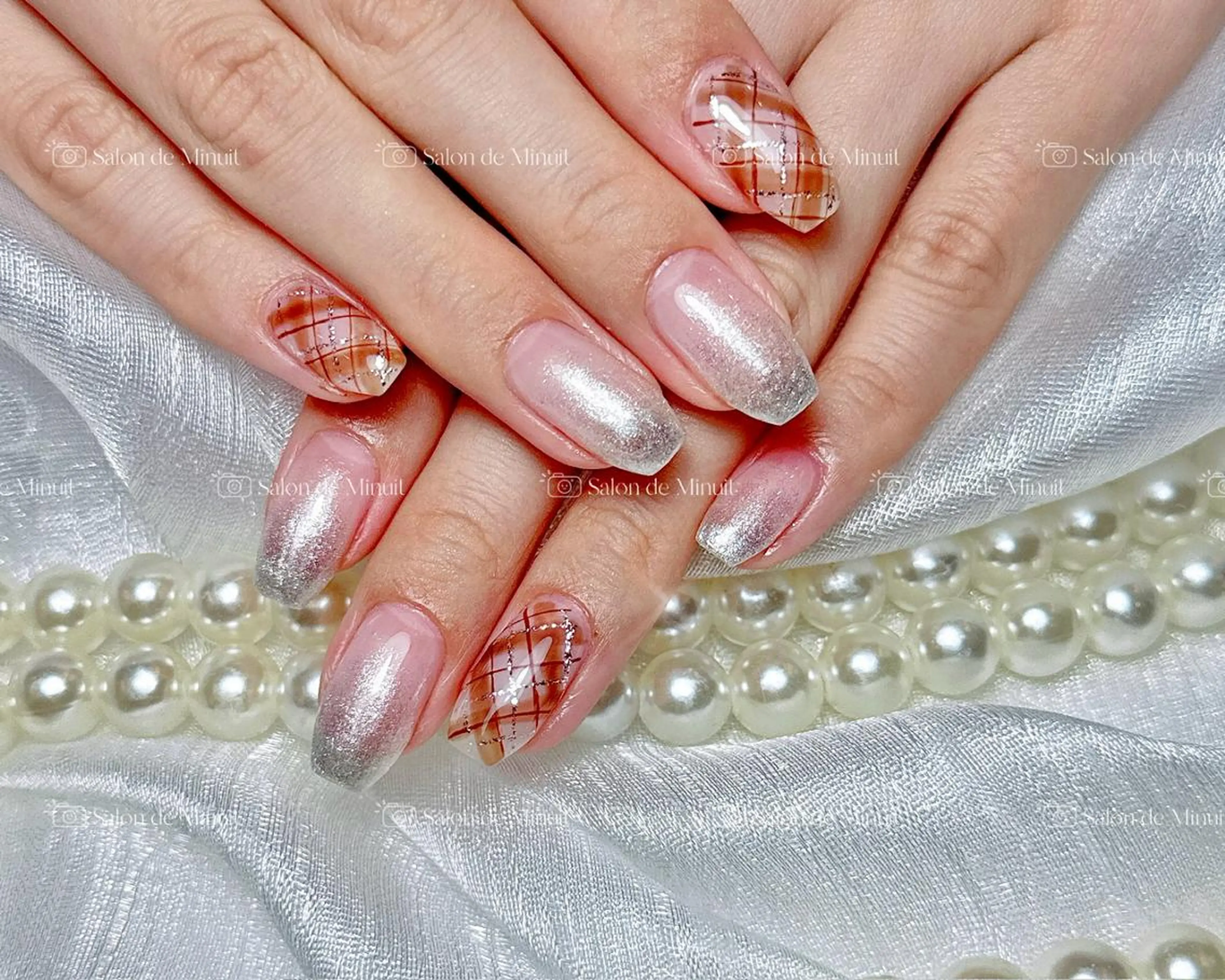 ネイル Salon de Minuit🦩のネイルデザイン