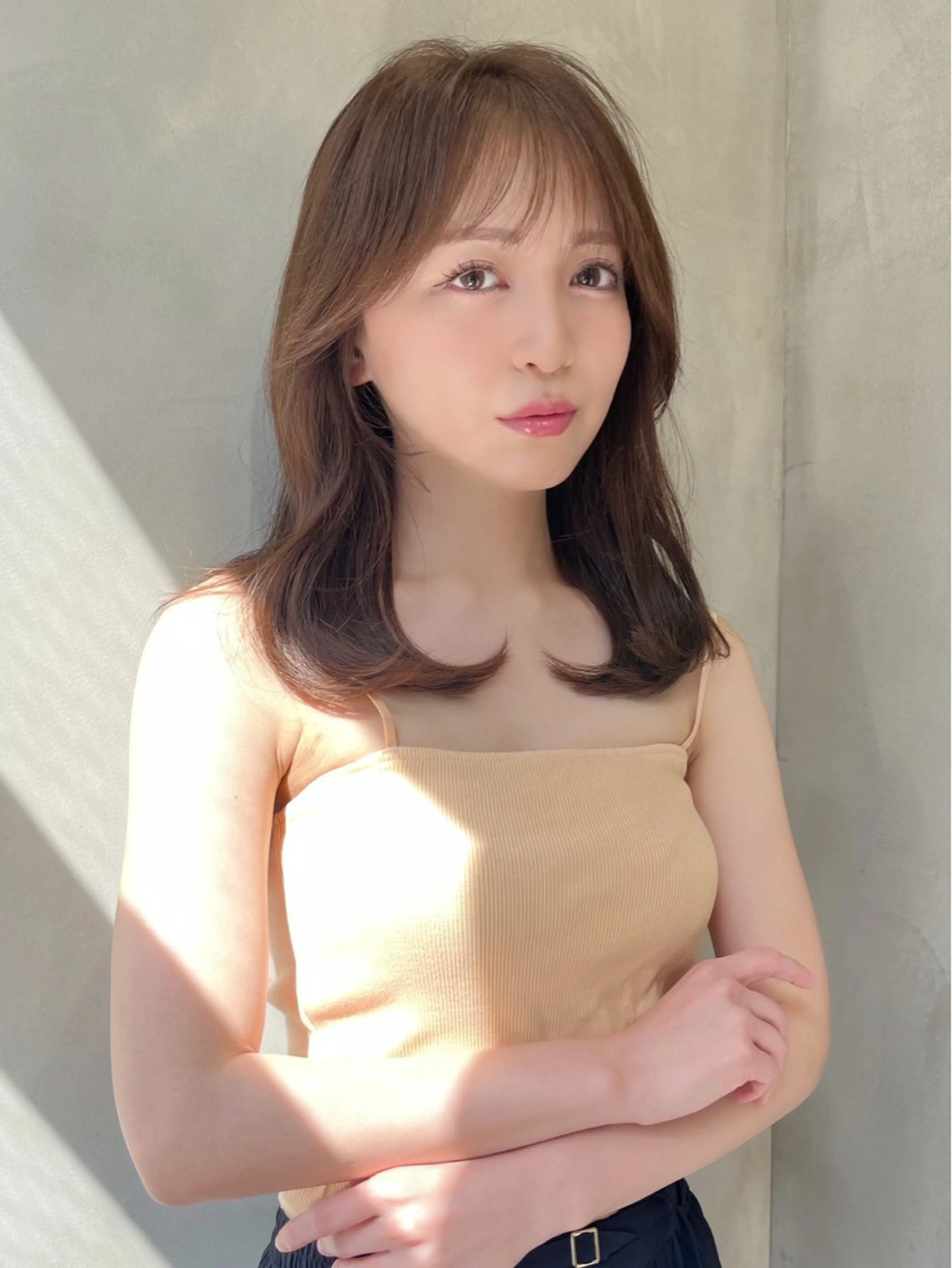 セミロング カラー アッシュ 黒髪 ブルーカラー ブルーブラック グレージュ カット ヘアカラー トリートメント 大人韓国ヘア🇰🇷 蒲生優のヘアスタイル