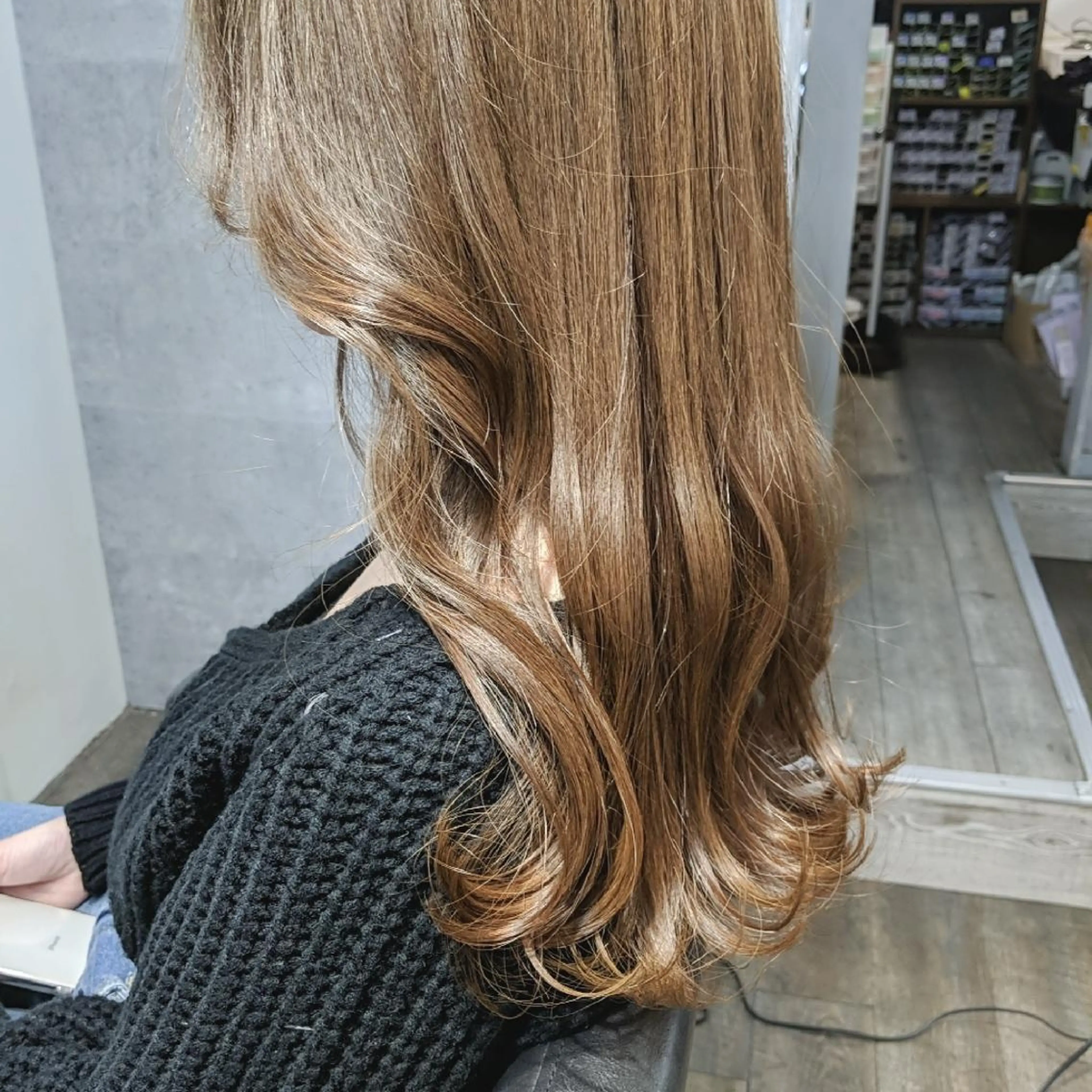 ロング オルチャンヘア PRIVATE SALON EYES所属・EYES リアのマツエク・マツパデザイン