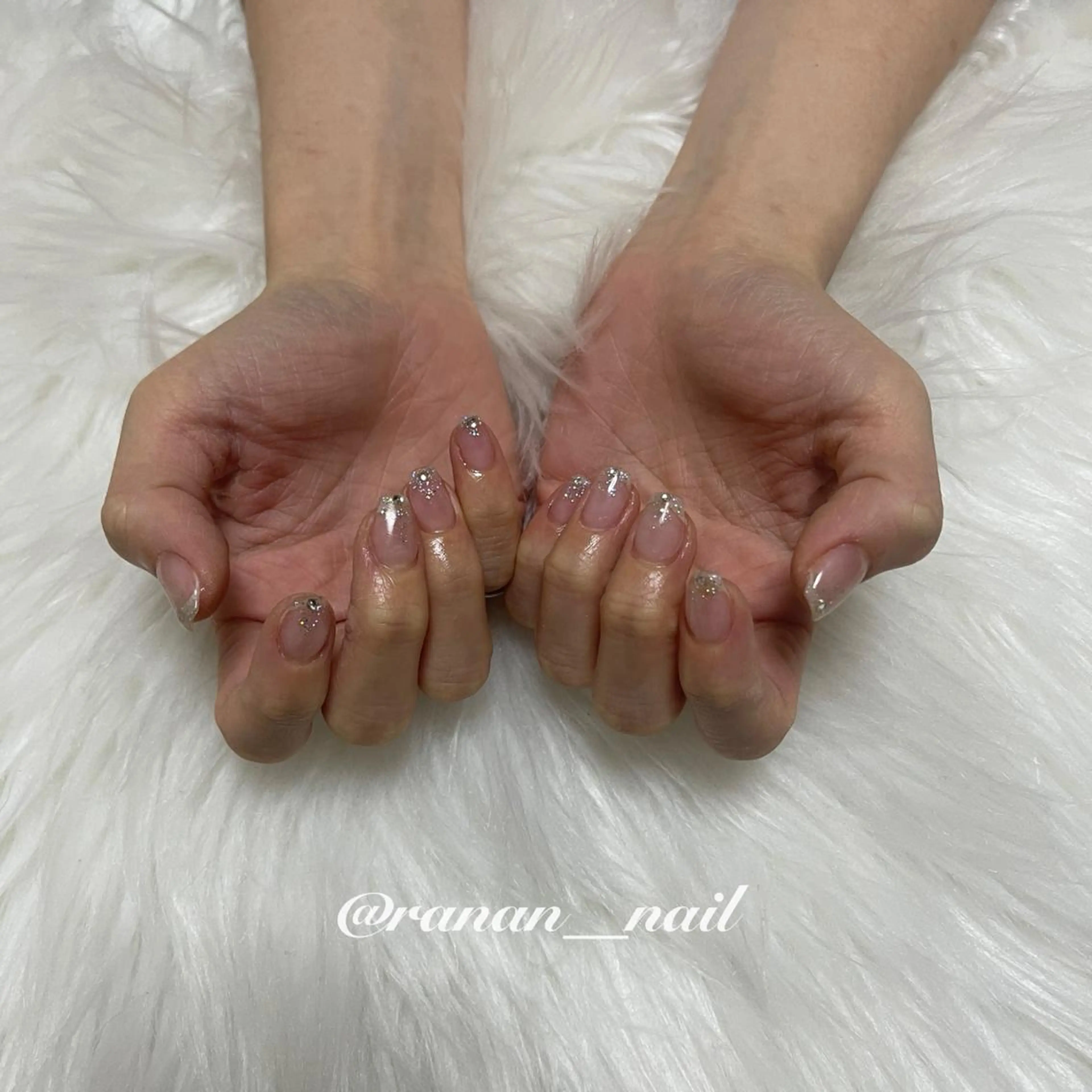 ネイル ハンドネイル 𝓇𝒶𝓃𝒶𝓃 𝓃𝒶𝒾𝓁のネイルデザイン