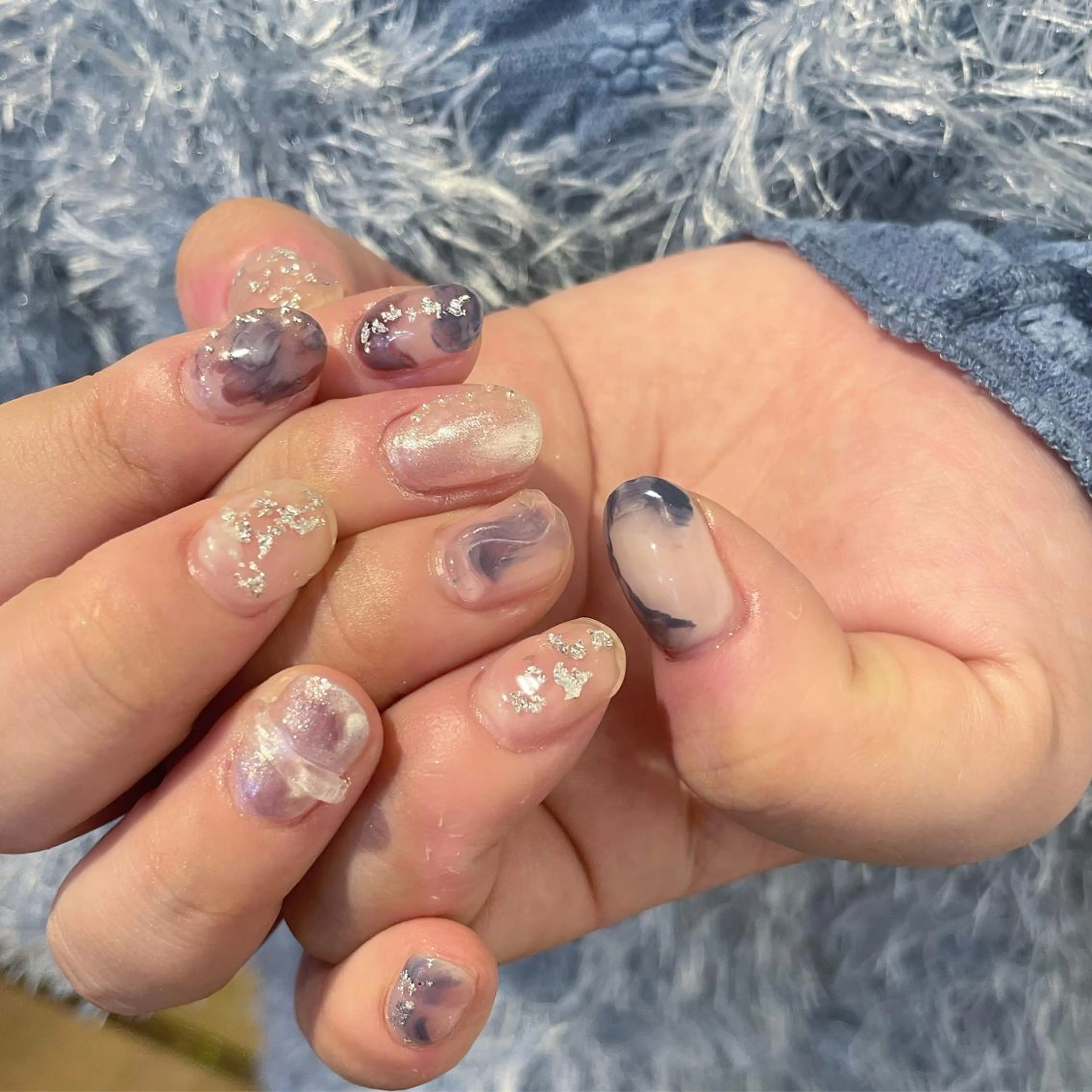 ネイル ブルー ニュアンスネイル kiruna living所属・kiruna yumiのネイルデザイン