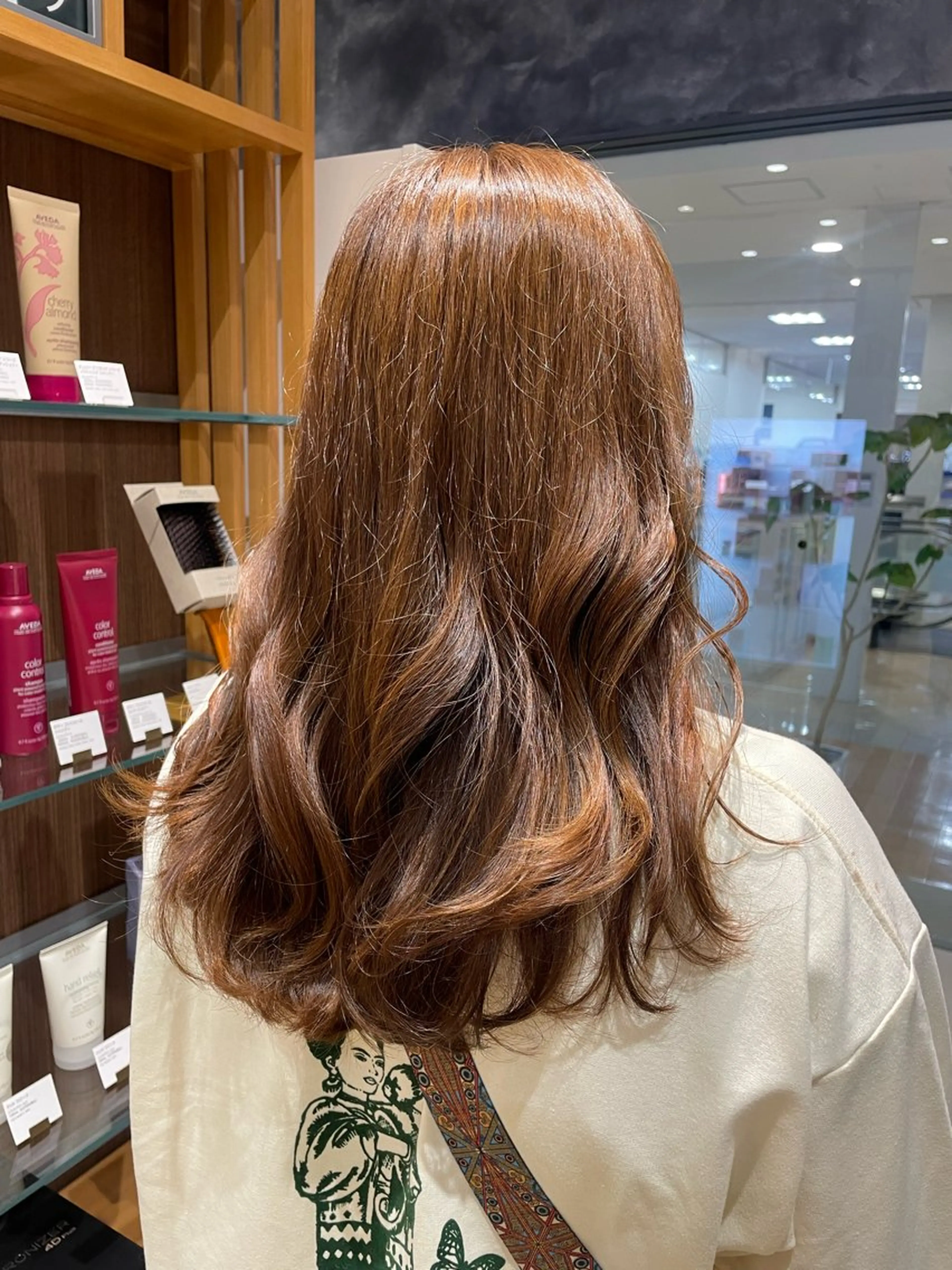 ロング キルンサンピアン所属・ナチュラルカラー 児玉優香のヘアスタイル