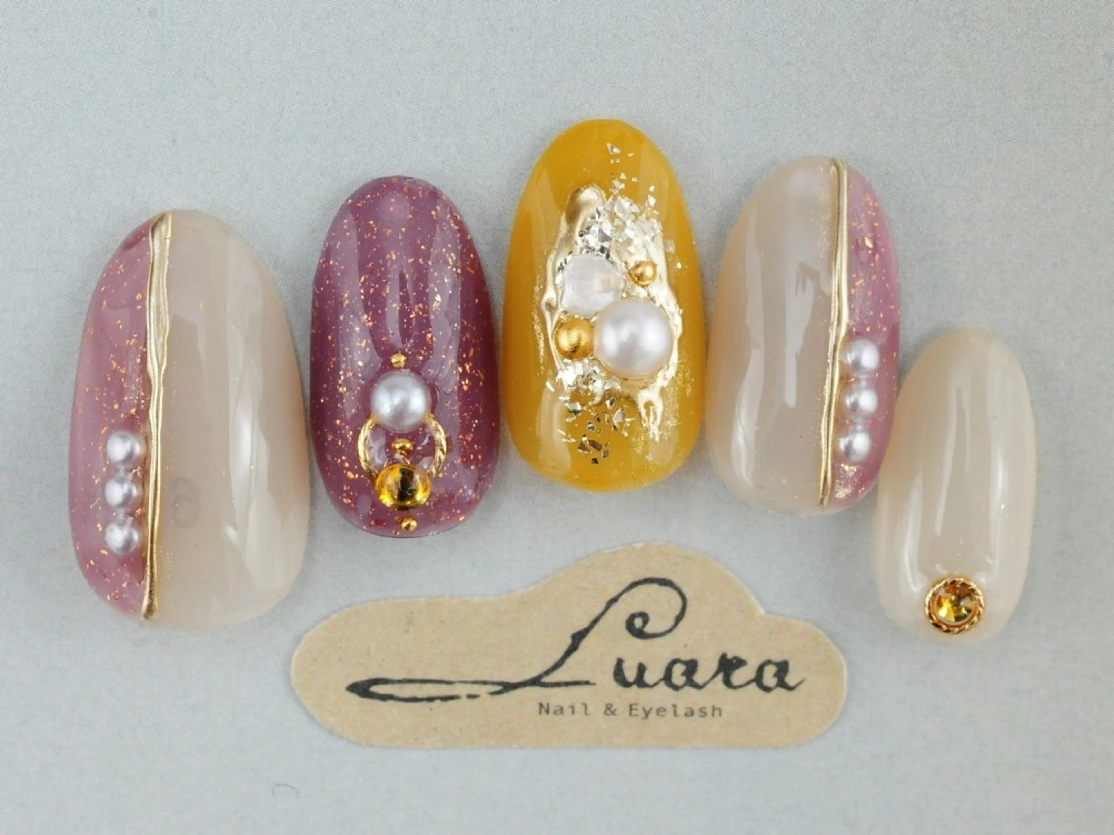 ネイル Luara ルアラのネイルデザイン