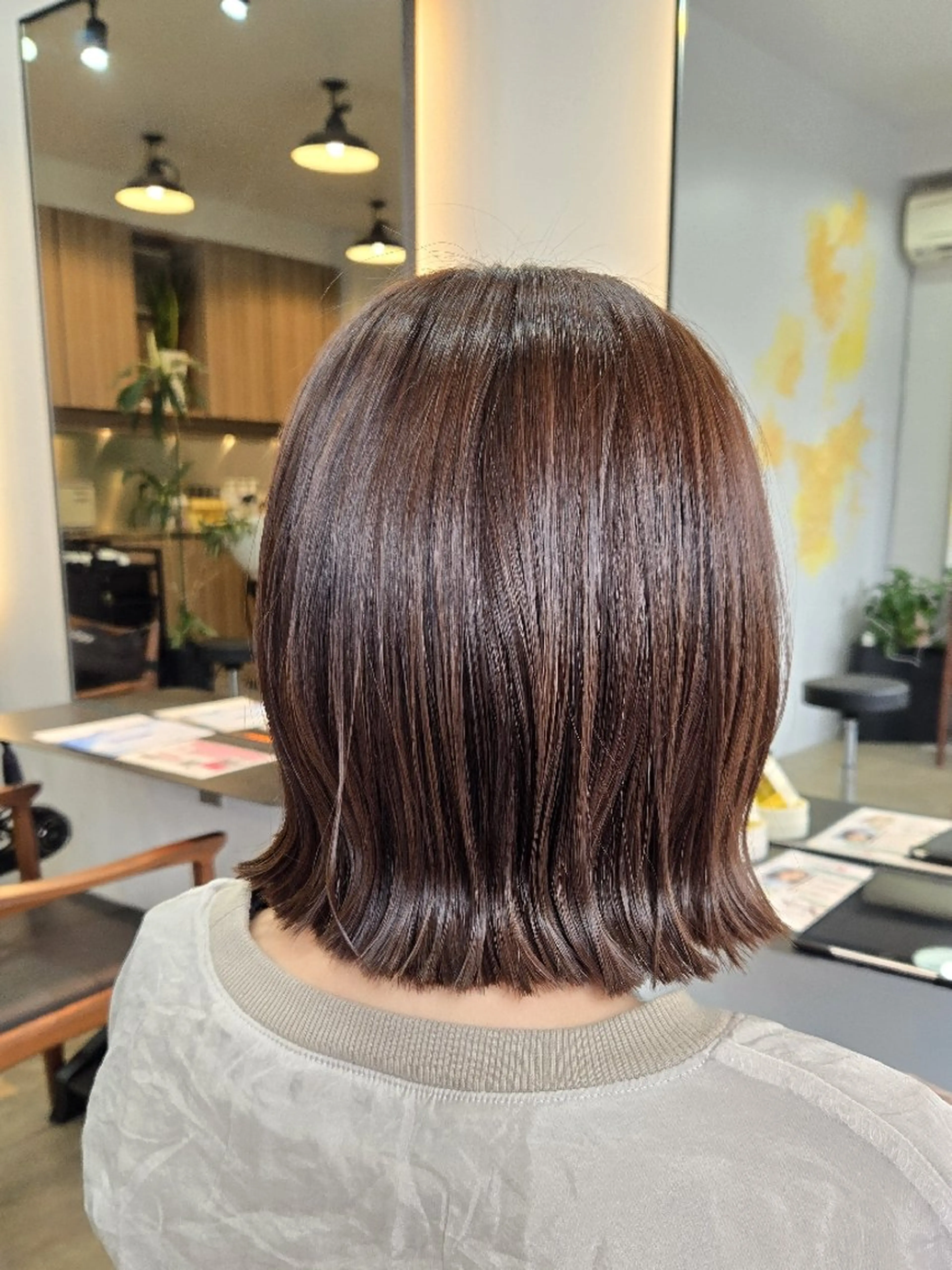 ミディアム カラー ボブ 外ハネヘア カット ヘアカラー Beauty Salon Link所属・野村 果音(カノン)のヘアスタイル