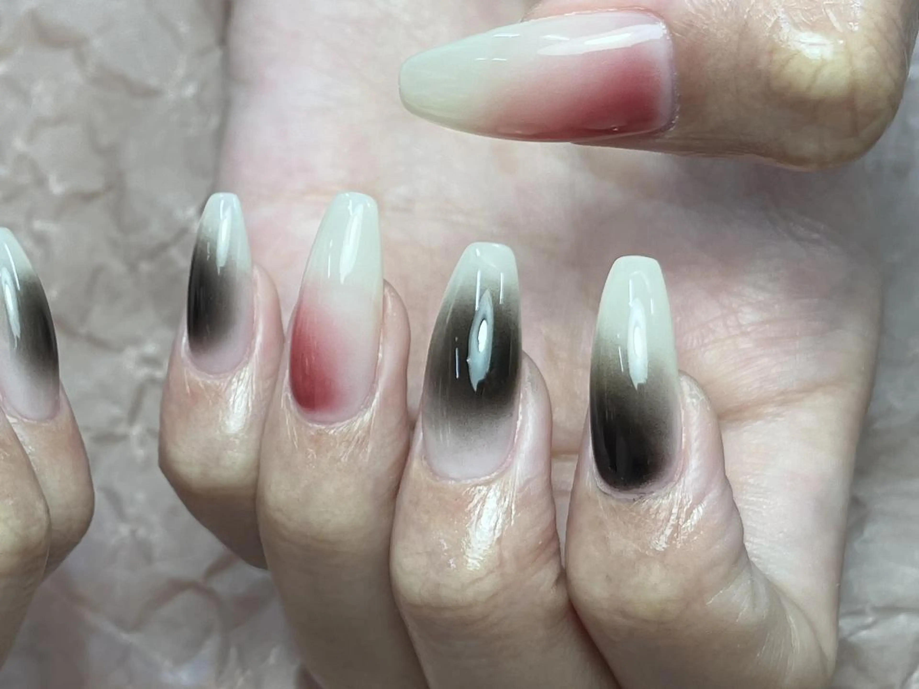 ネイル アートネイル グラデーション シンプルネイル ハンドネイル ToliyDeliy Nail Salonのネイルデザイン