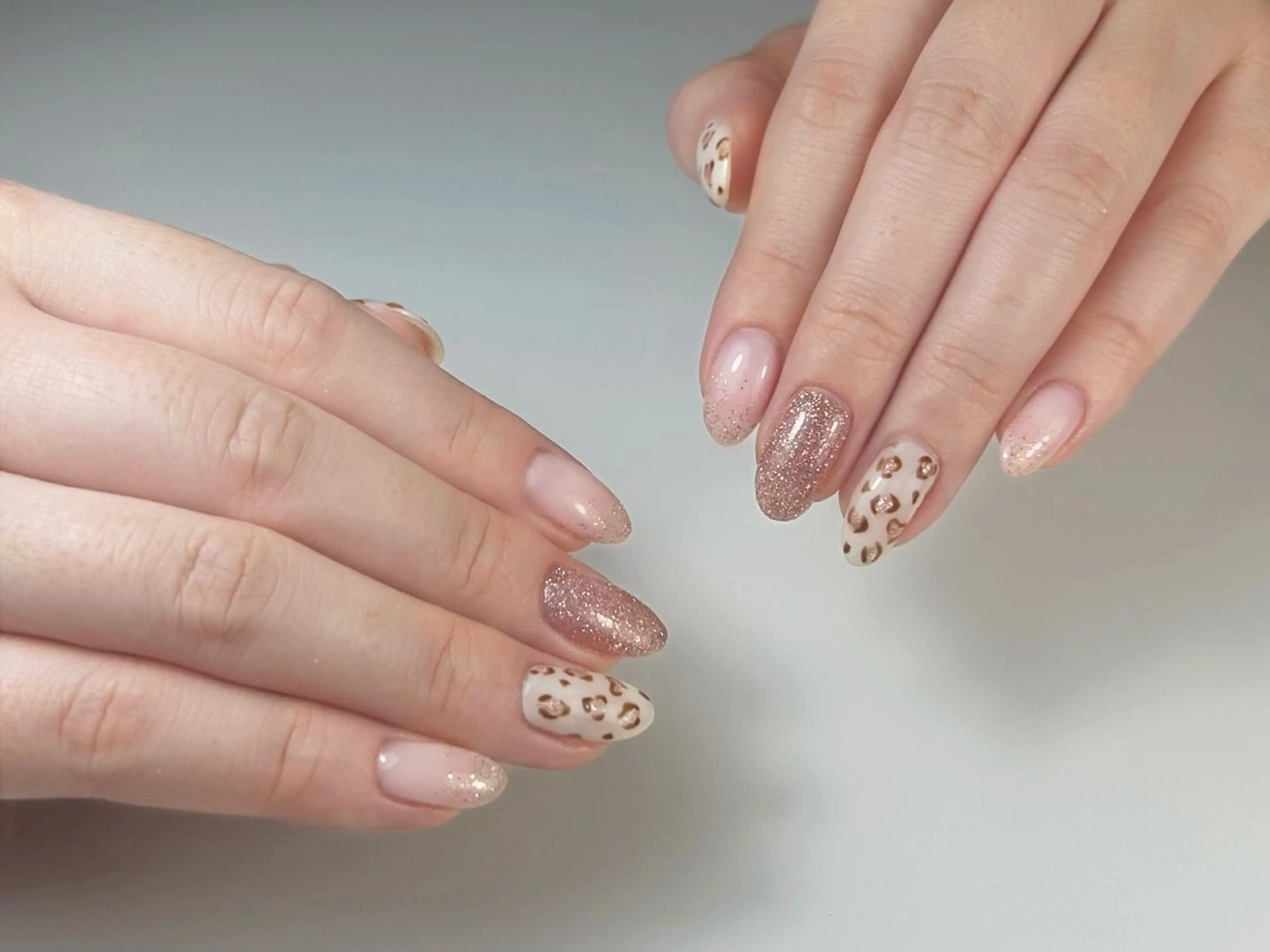 ネイル アニマル柄 ピンク Roana Nailのネイルデザイン