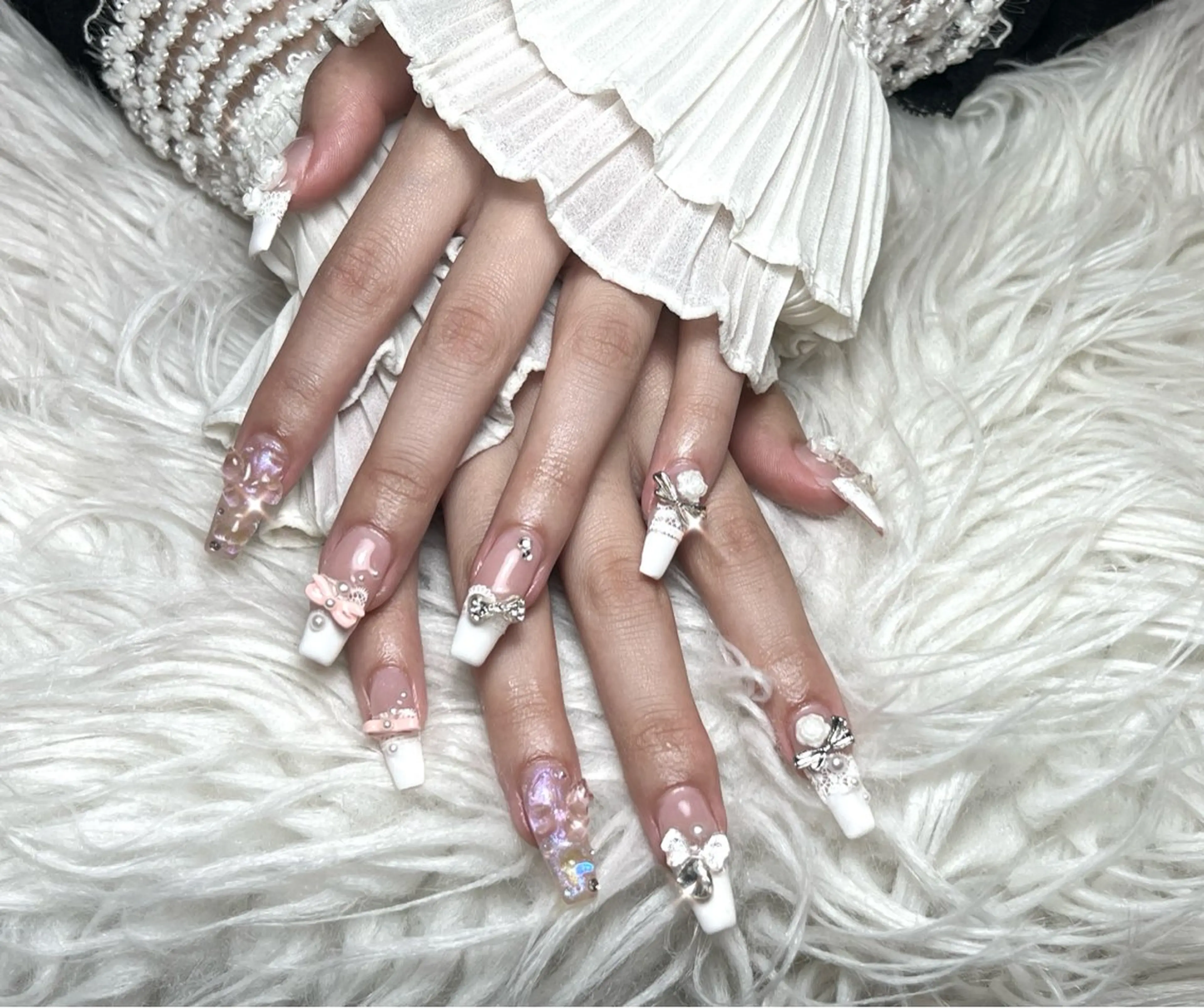 ネイル ハンドネイル ☁️Yun nail Rin☁️のネイルデザイン