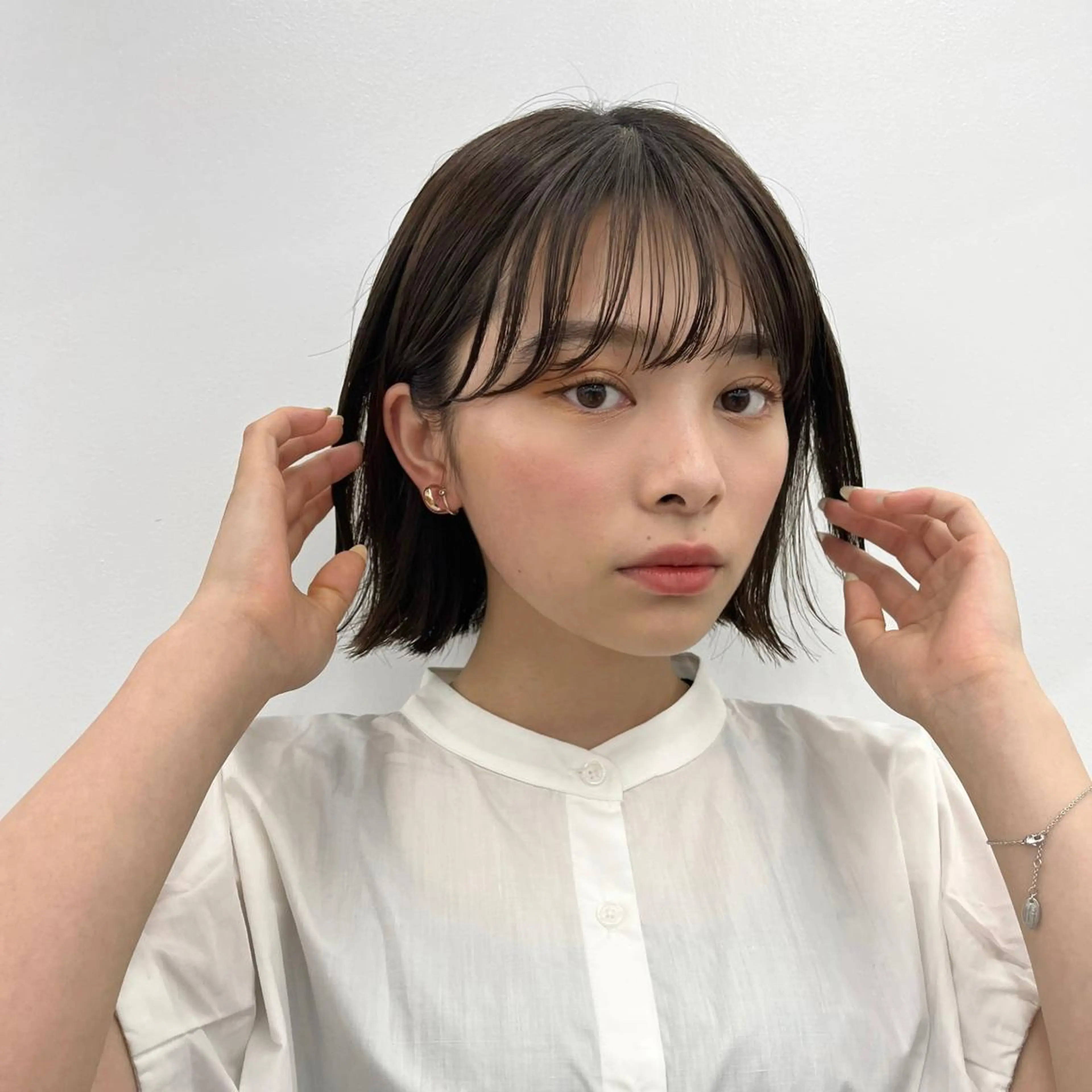 ミディアム カラー 透明感カラー グレージュ ボブ カット ヘアカラー トリートメント 🌱ボブ/レイヤー/ ベージュ/あやみ✨のヘアスタイル