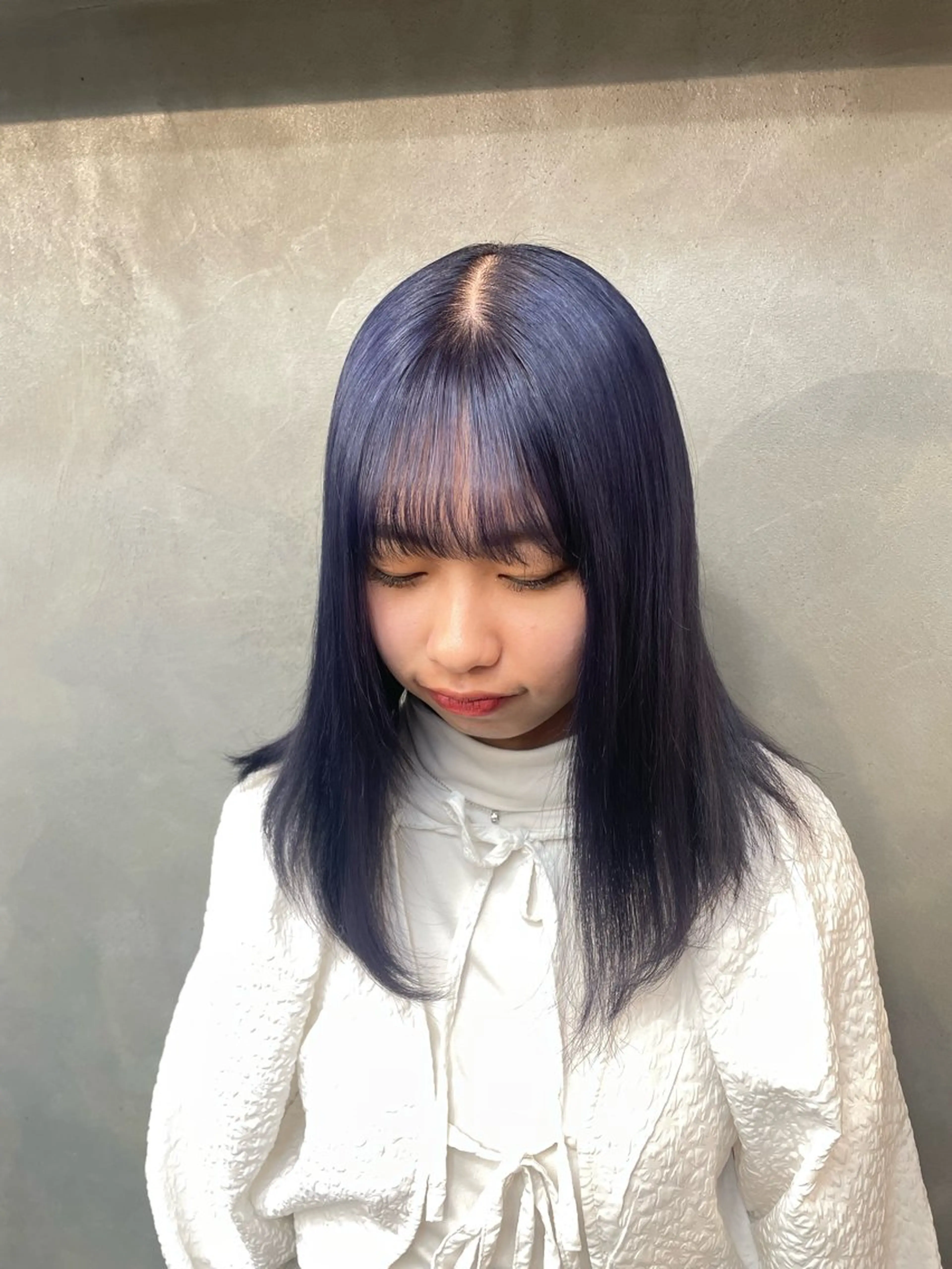 ロング カラー ブルーカラー ヘアカラー TNB TOKYO所属・Insta 指名 No.1KURUMIのヘアスタイル