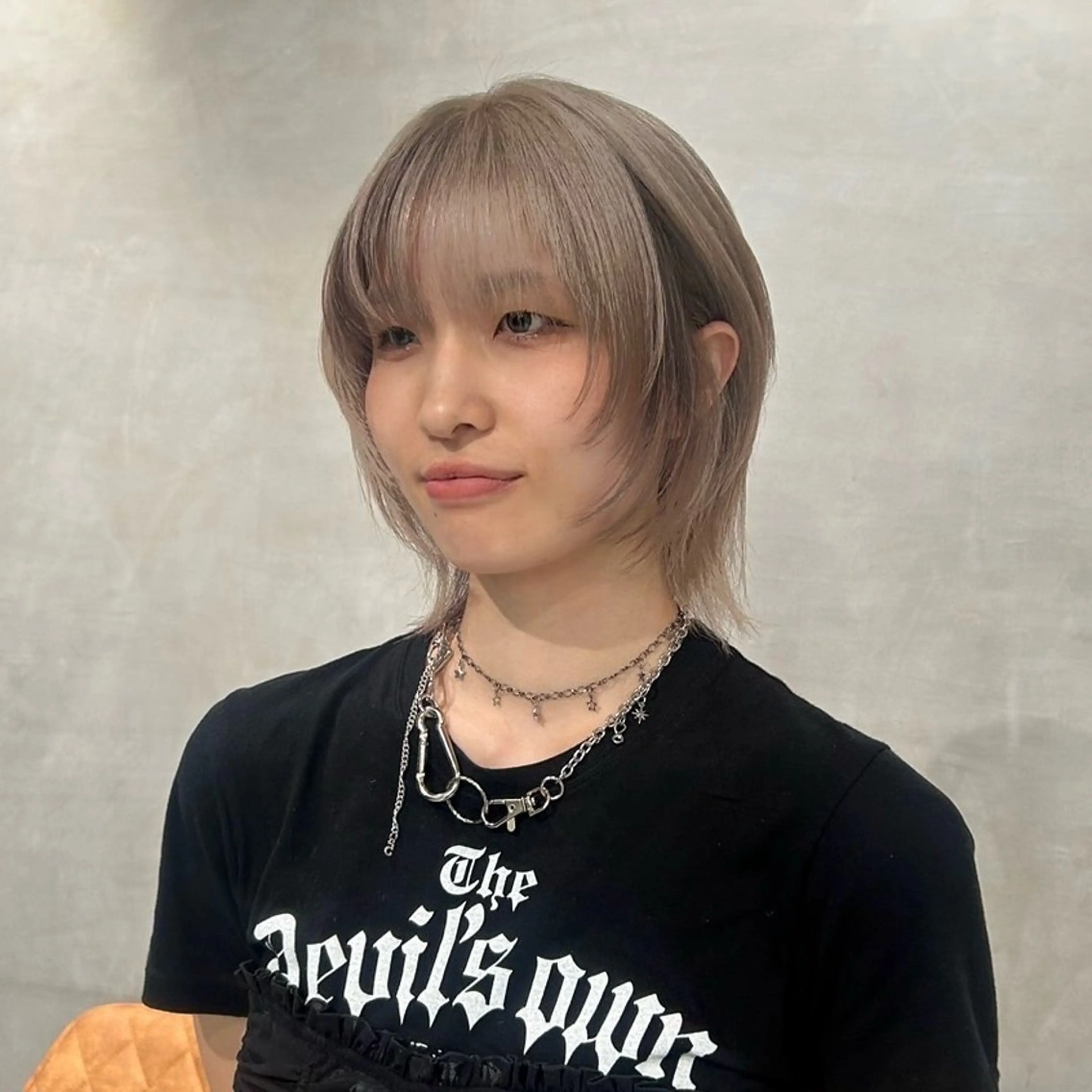 ショート カラー 透明感カラー🫧 ベージュ✴︎meiのヘアスタイル