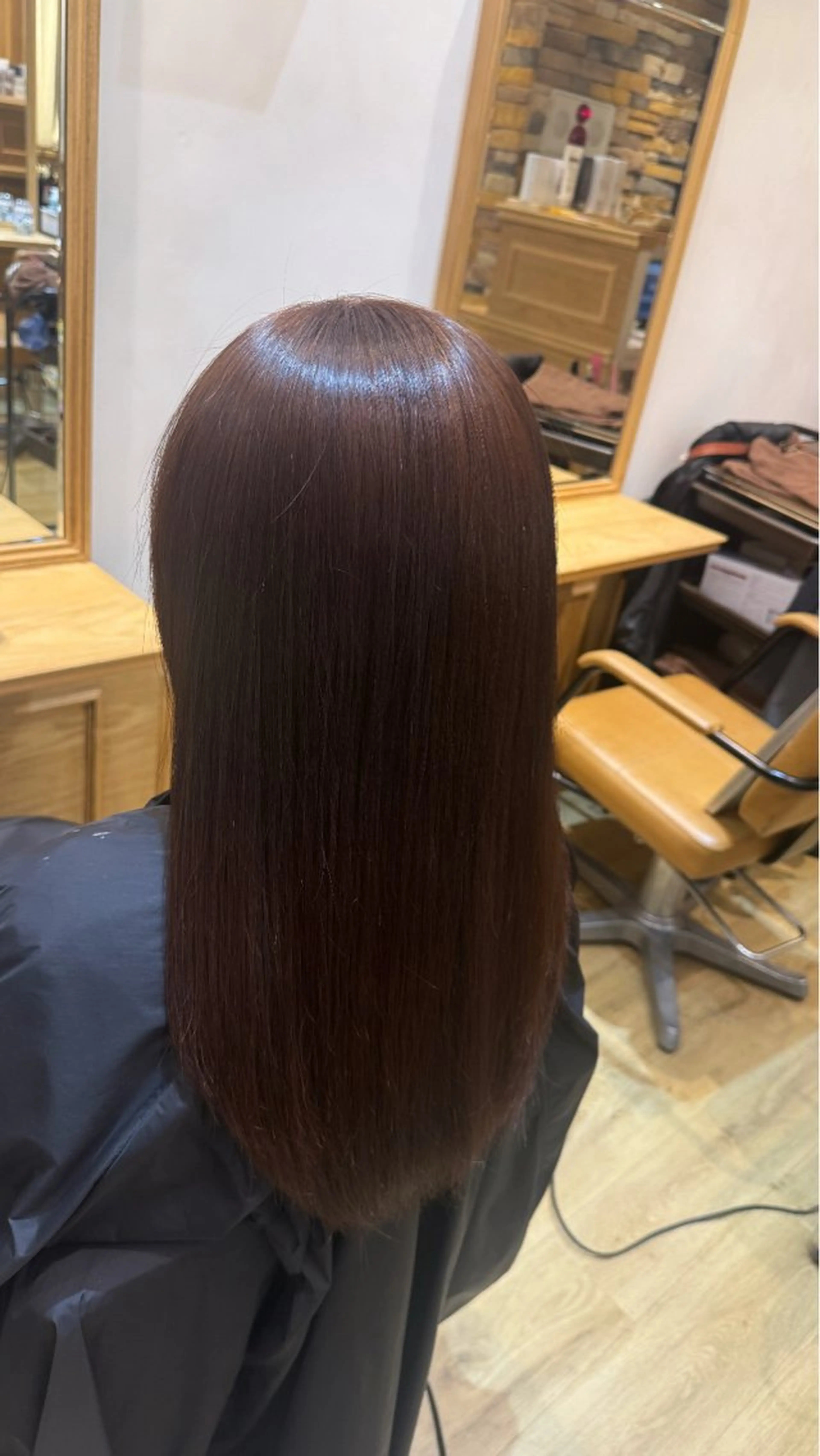 ロング 縮毛矯正 新宿三丁目💜 空陽💙のヘアスタイル