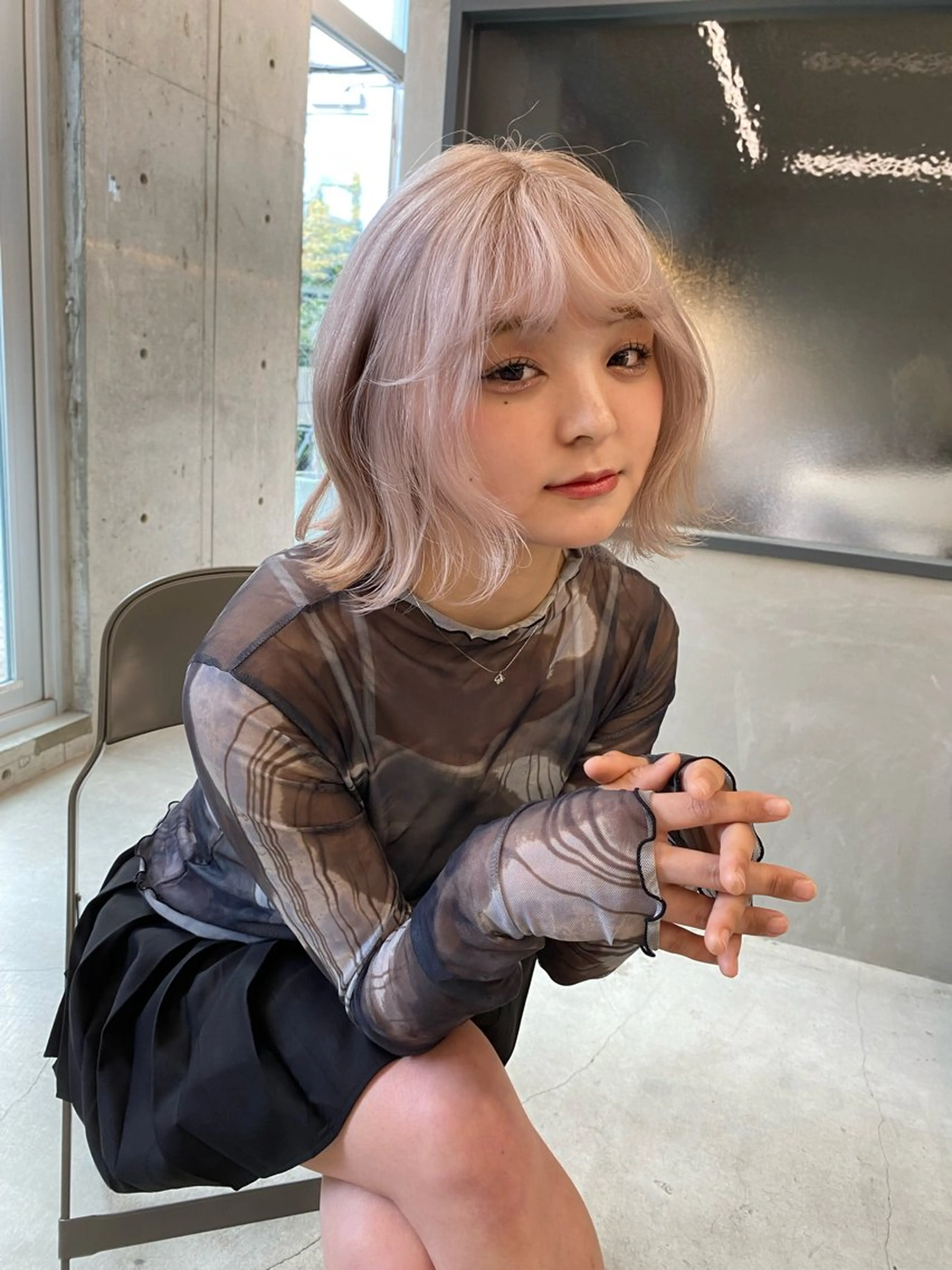 ミディアム カラー ヘアアレンジ ブリーチ ヘアカラー mina 🌷のヘアスタイル