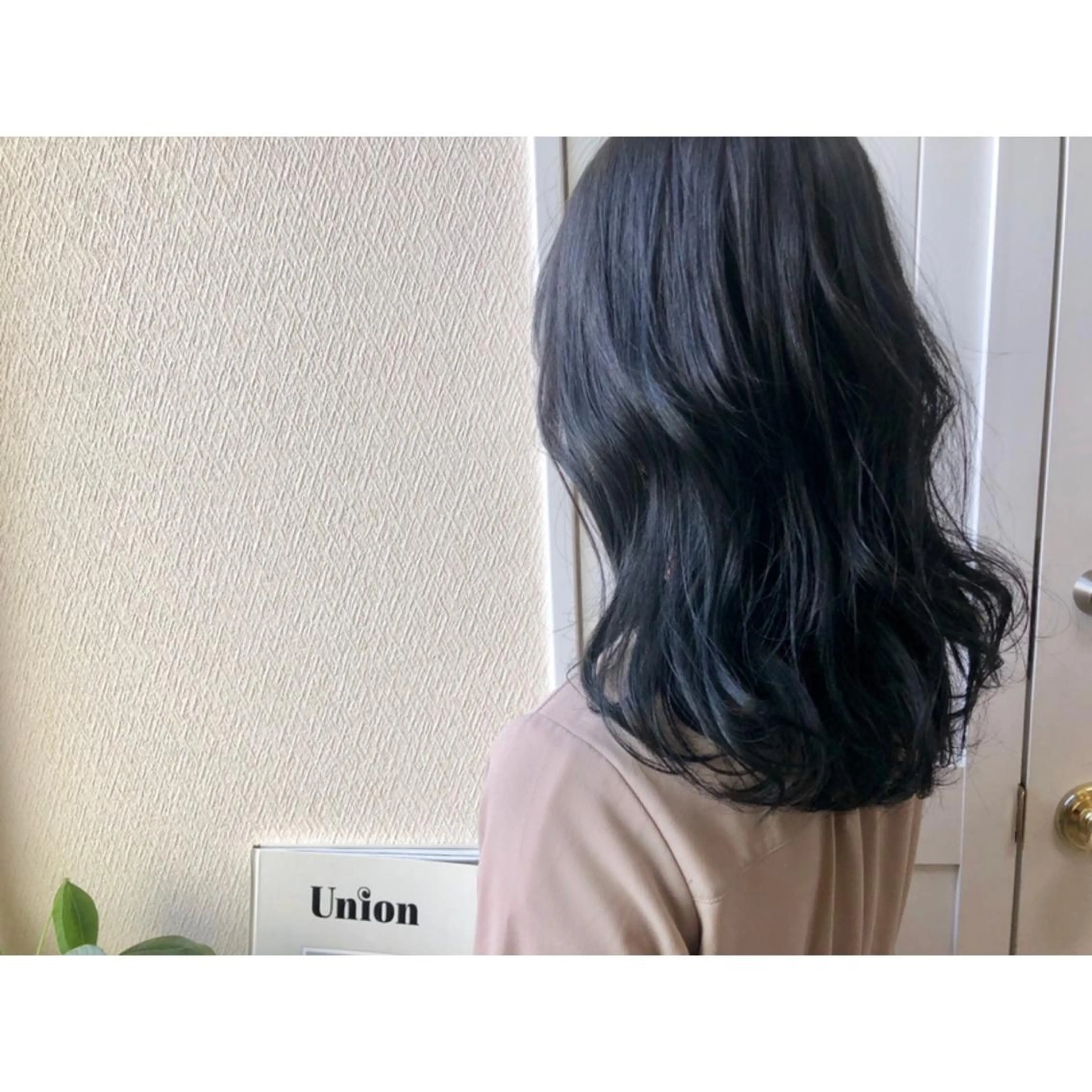 セミロング カラー アッシュ 黒髪 透明感カラー ダークアッシュ 江上拓郎/ショート /酸性ストレートのヘアスタイル