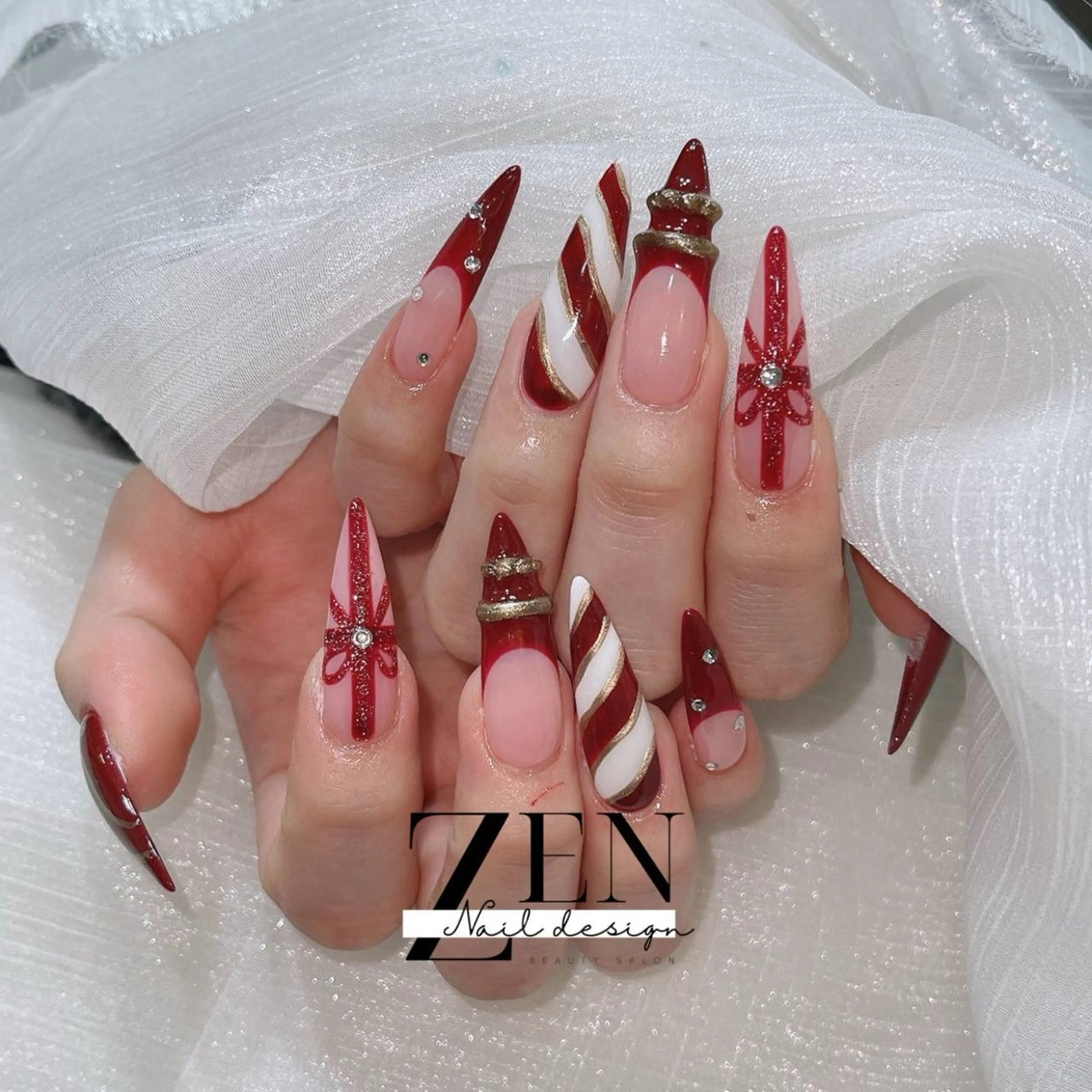 ネイル チークネイル 長さ出し フレンチネイル 韓国ネイル マグネットネイル ハンドネイル Zen Nail Design 池袋のネイルデザイン