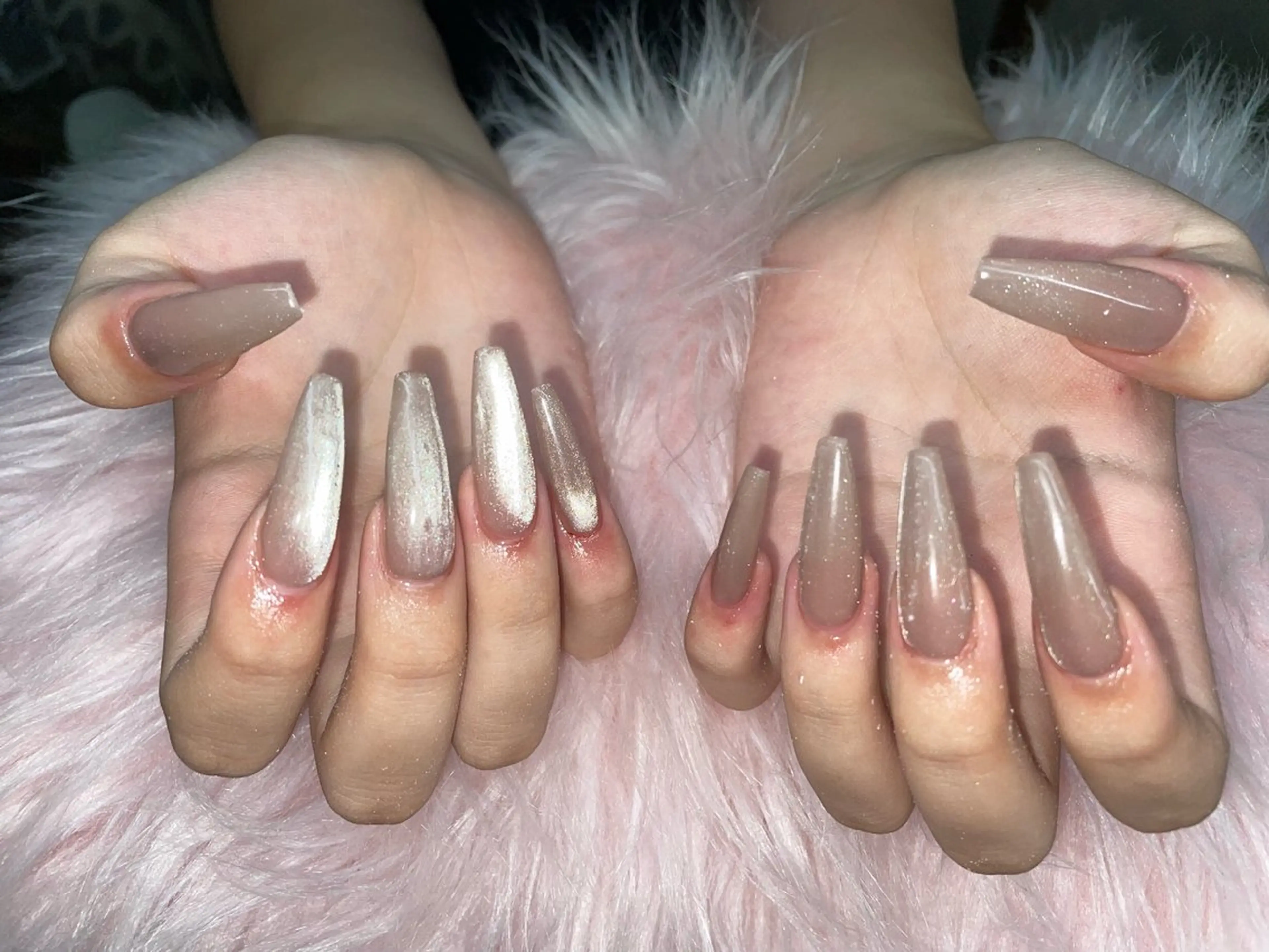 ネイル 安永 彩香のネイルデザイン