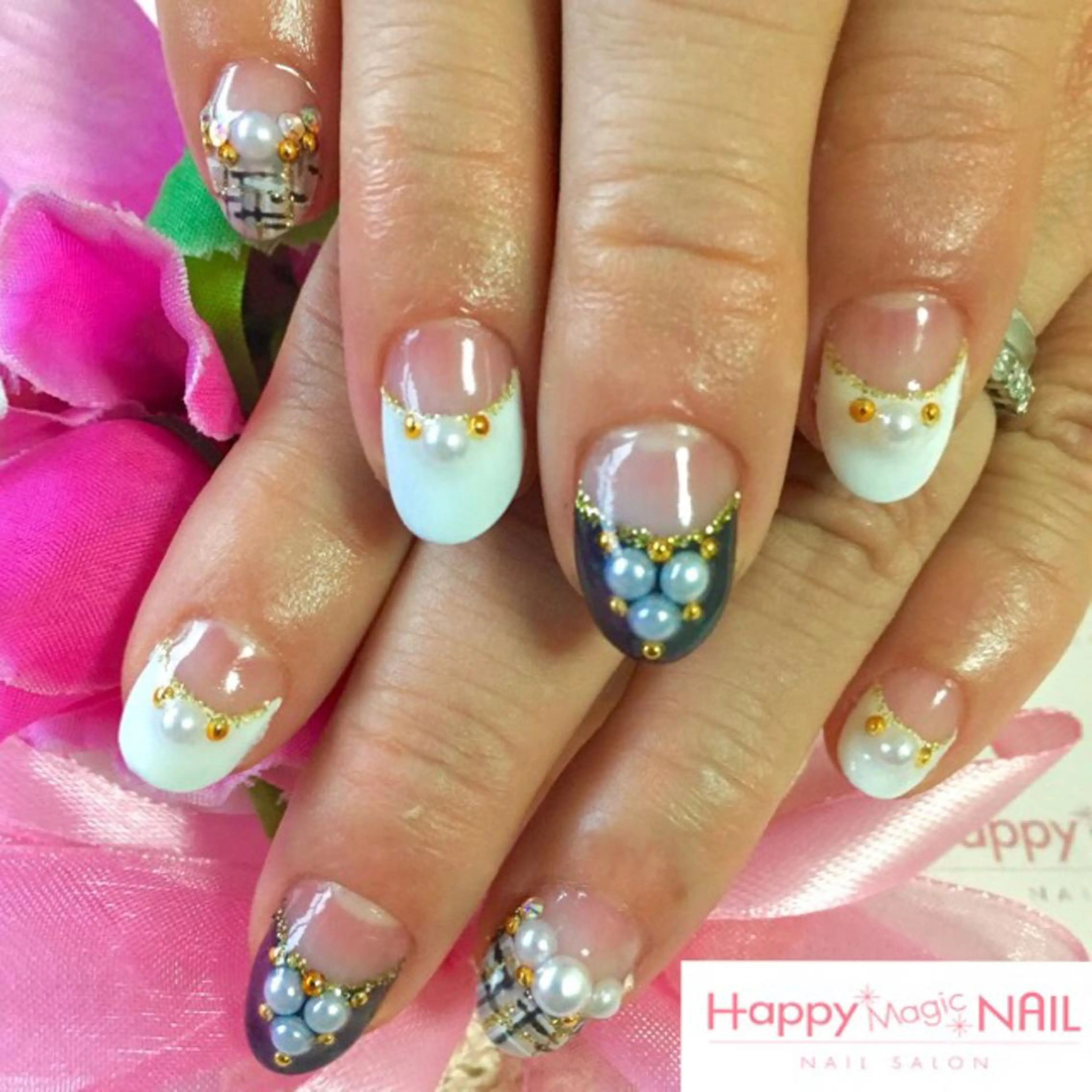 ネイル ジェルネイル HappyMagic NAILのネイルデザイン