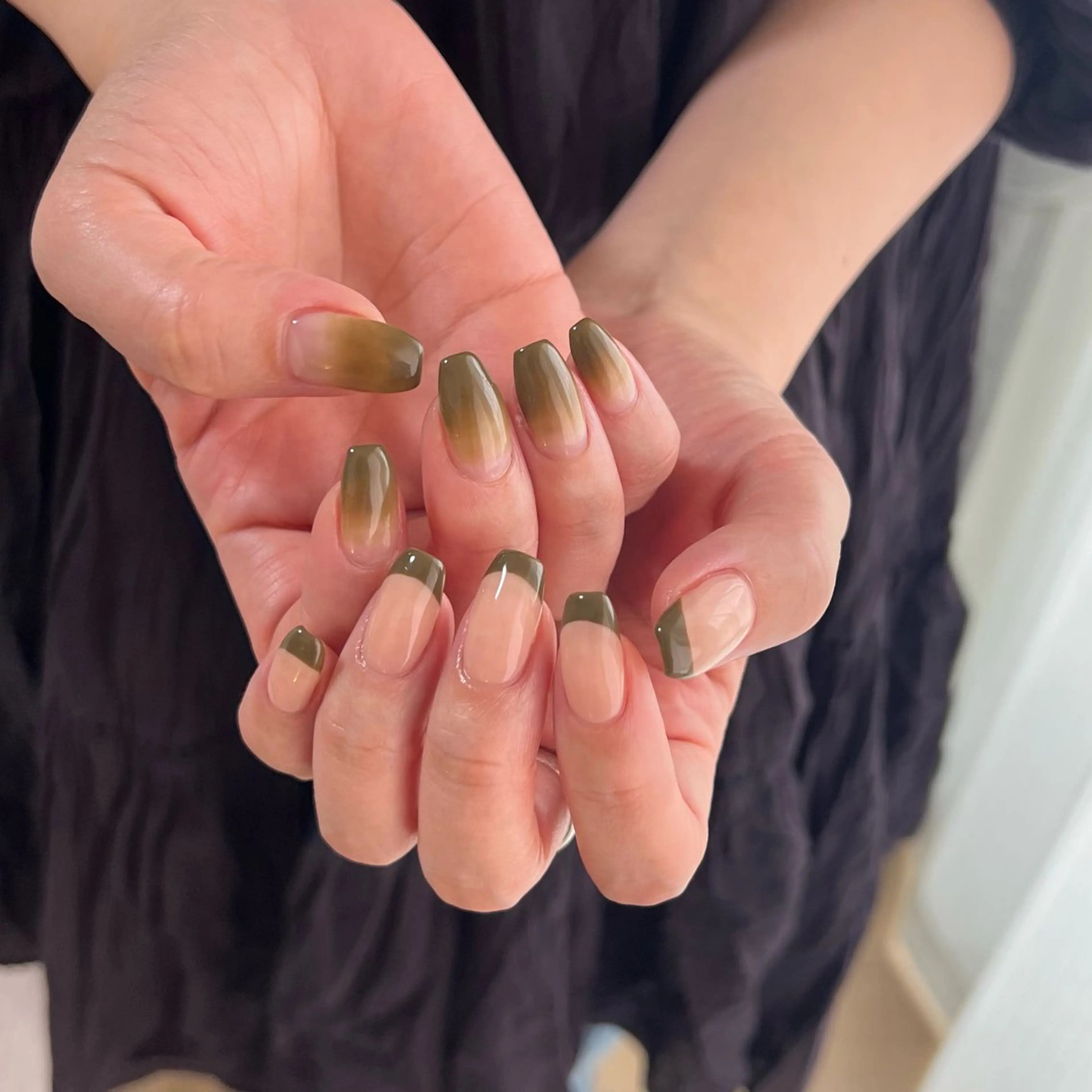 ネイル フレンチネイル グラデーション Momoka ネイリスト福岡/薬院のネイルデザイン