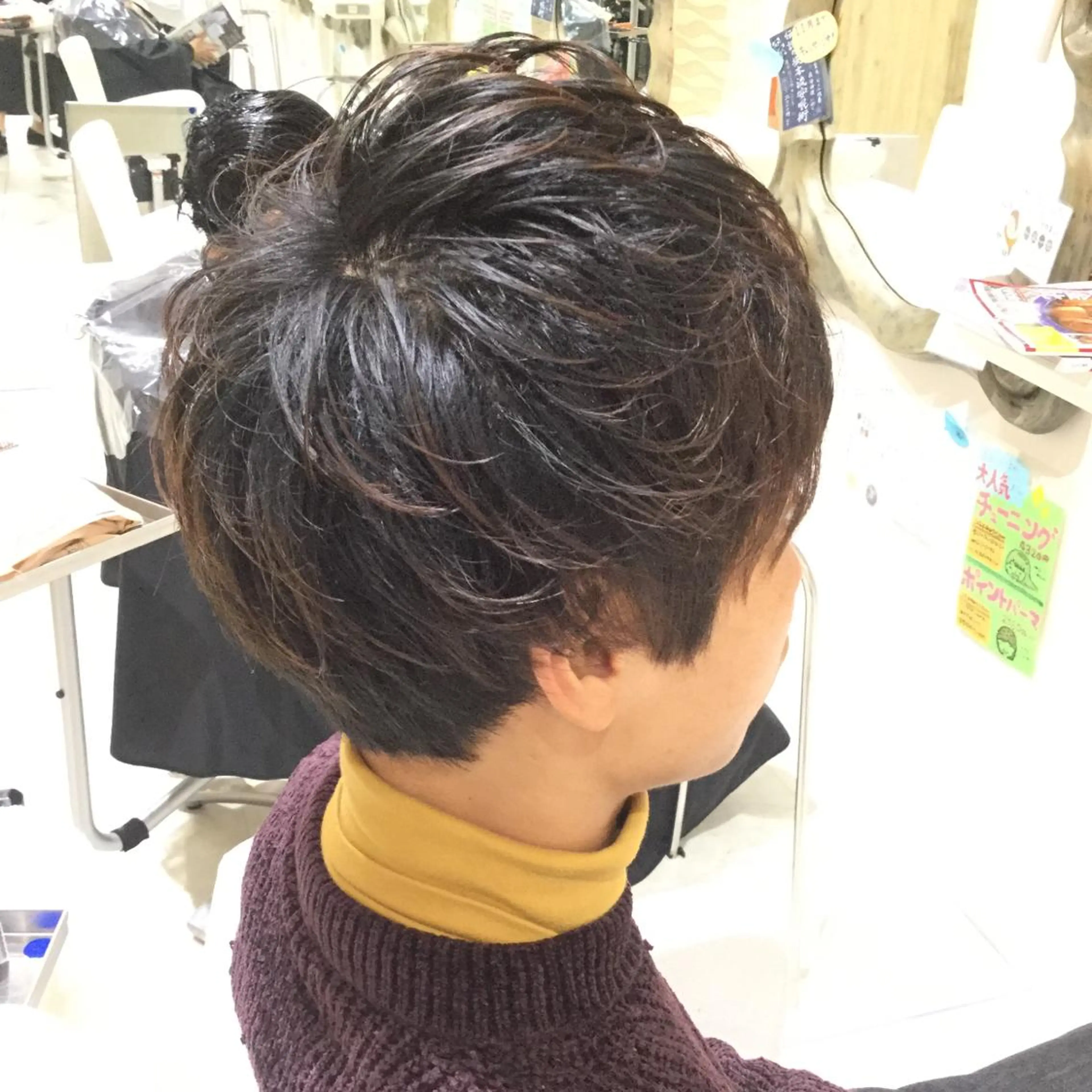 ショート パーマ メンズ カット 松吉 純平のヘアスタイル