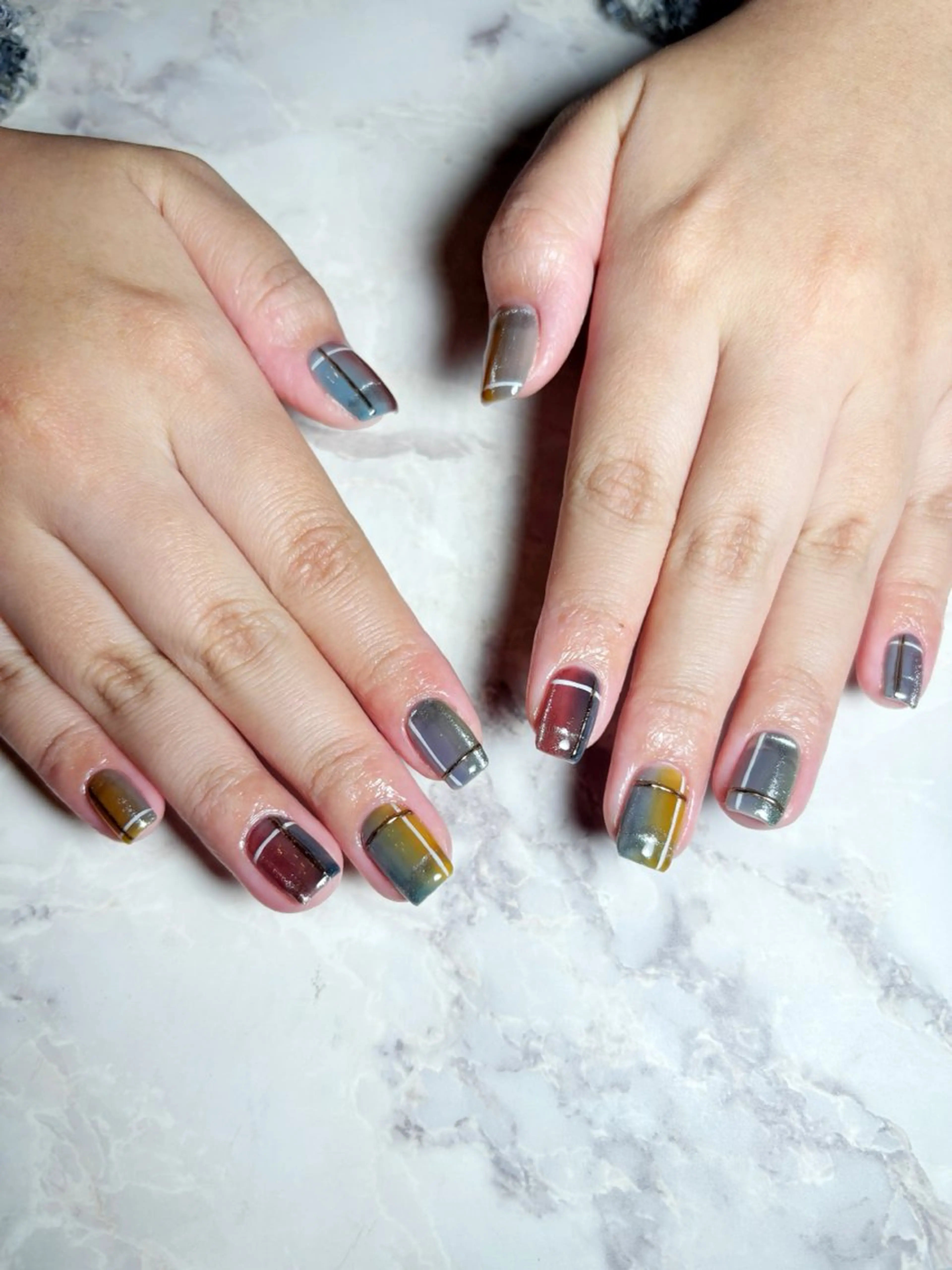 ショート ハンドネイル watanabe miyuuのネイルデザイン