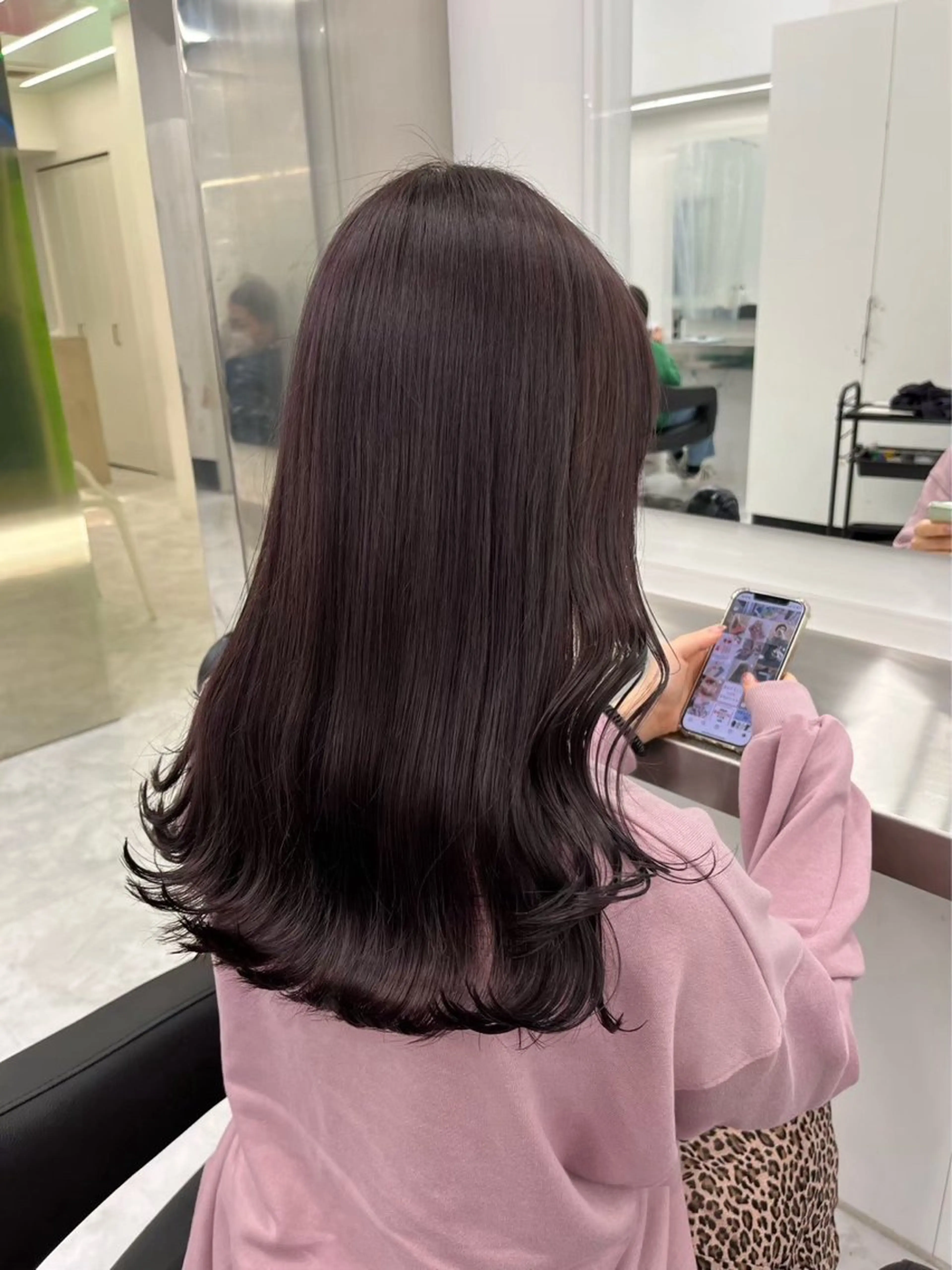 ロング カラー ヘアアレンジ カット ヘアカラー トリートメント ヘッドスパ ヘアセット 透明感ラベンダー💗 SHOのヘアスタイル