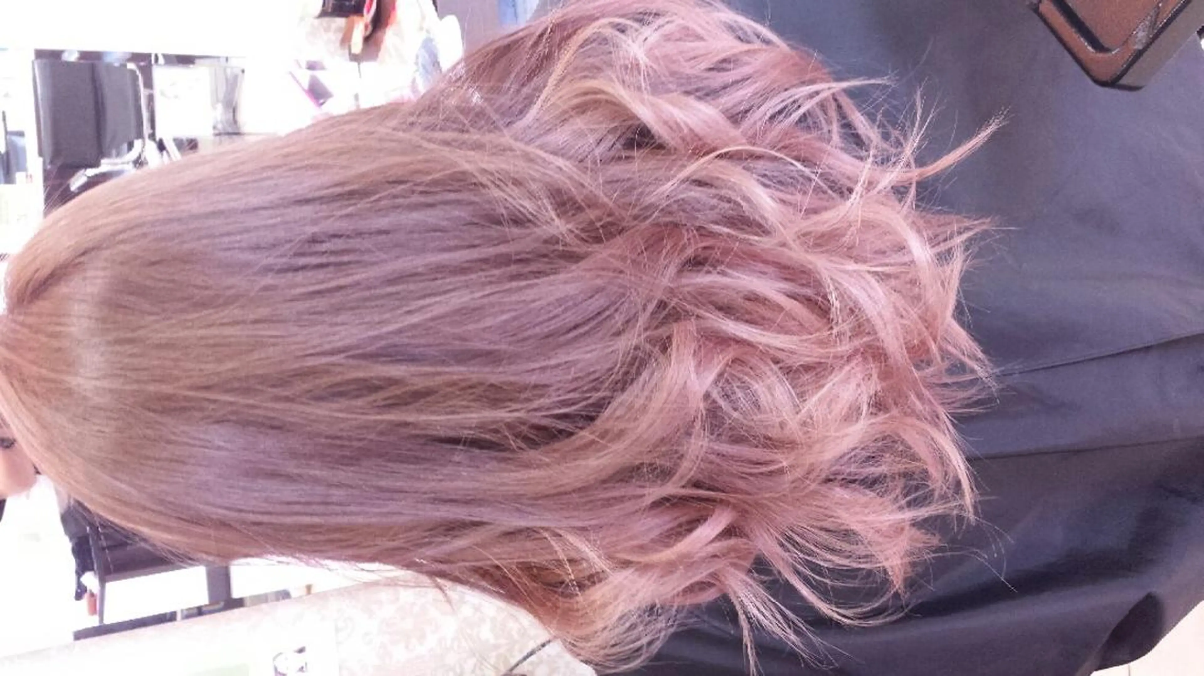 カラー バレイヤージュ ピンクカラー 大久保 隆蔵のヘアスタイル