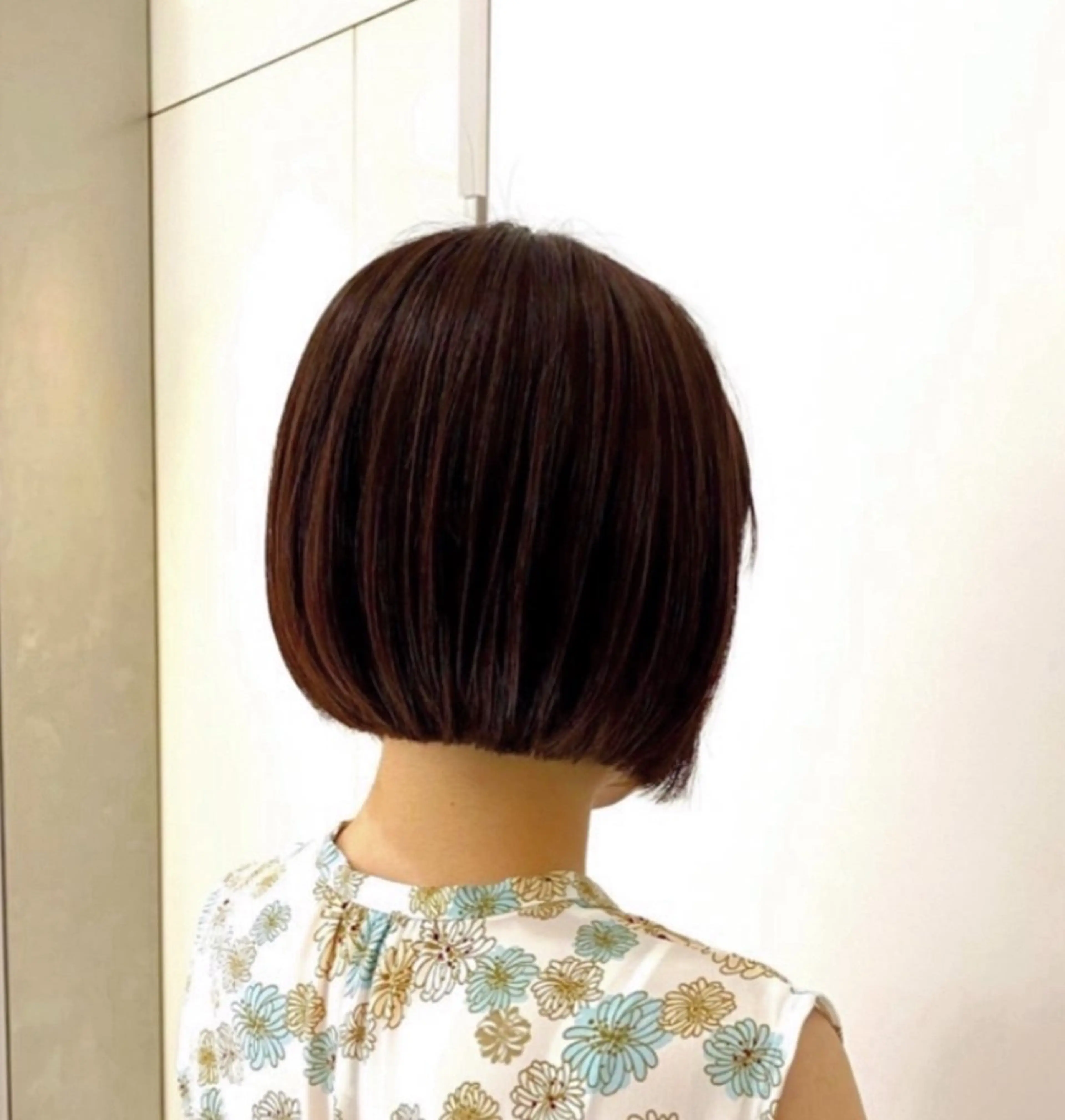 ミディアム 篠谷 悠衣のヘアスタイル