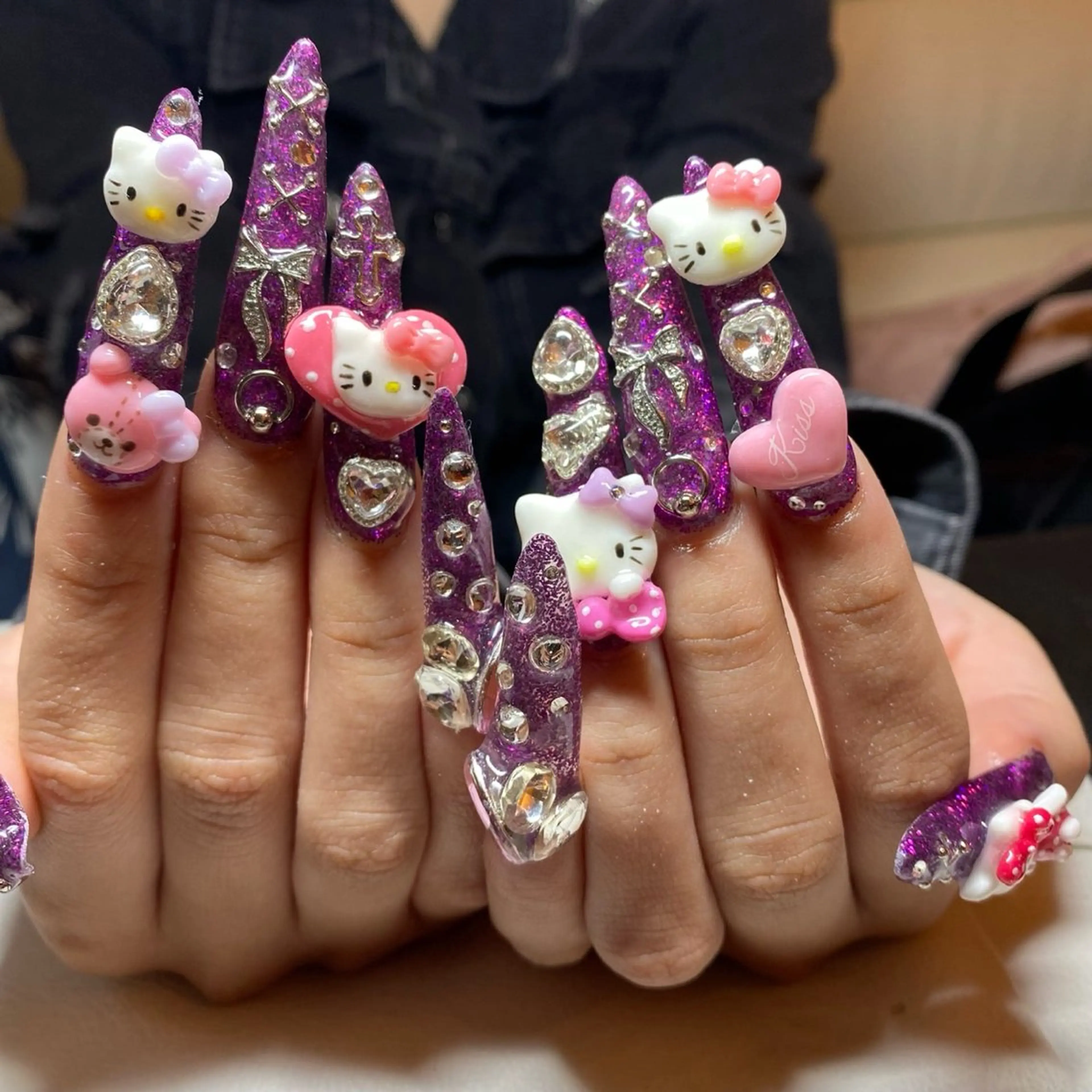 ネイル YOLO NAILのネイルデザイン