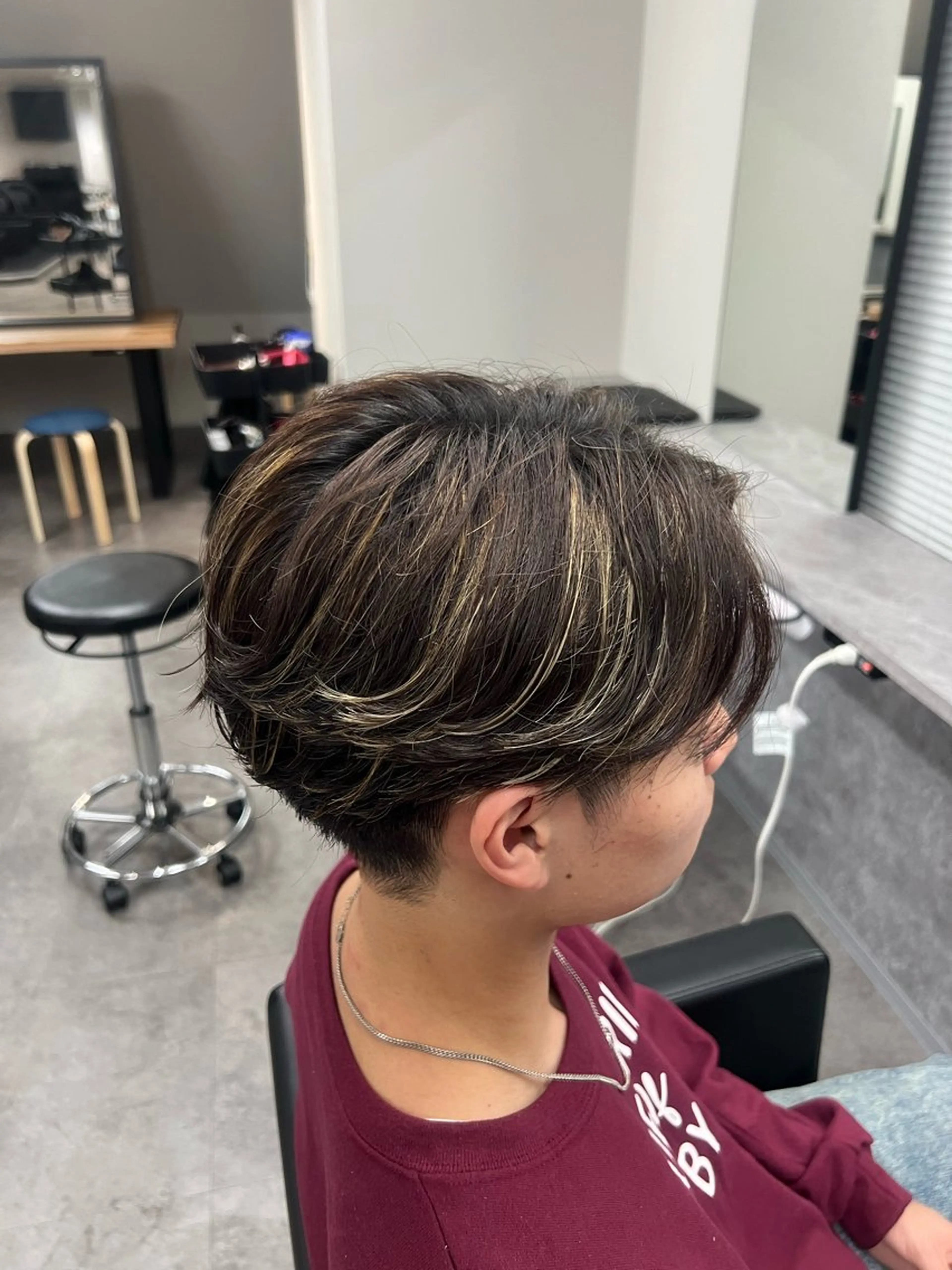 カラー パーマ メンズ センターパート メンズメッシュ メンズパーマ メッシュ ニュアンスパーマ カット ヘアカラー パーマ 👑立川No.1筋肉 美容師👑しゅーとのヘアスタイル