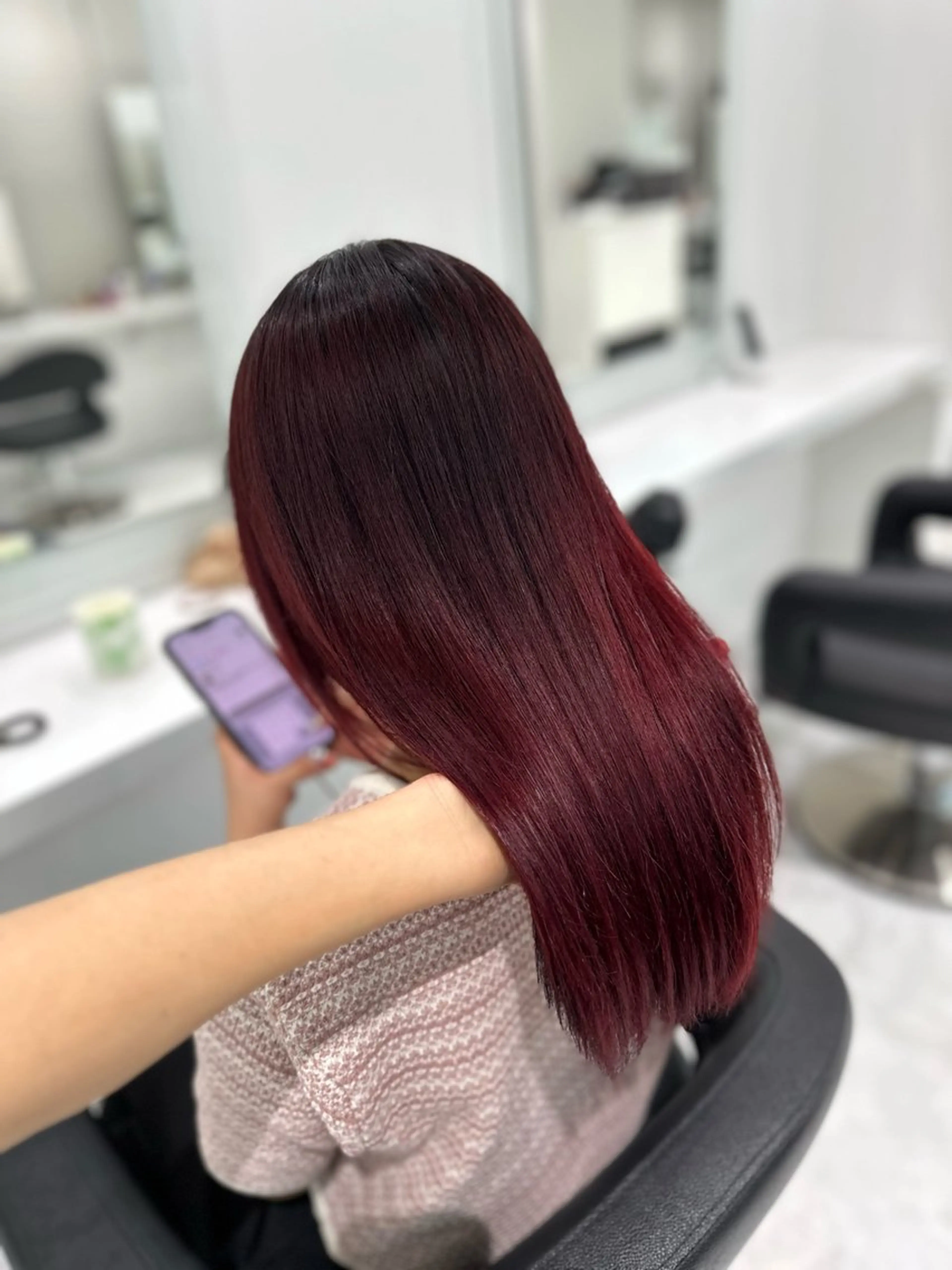 ロング カラー ヘアカラー トリートメント 透けるやわらか艶髪♡ ナチュラルストレートのヘアスタイル