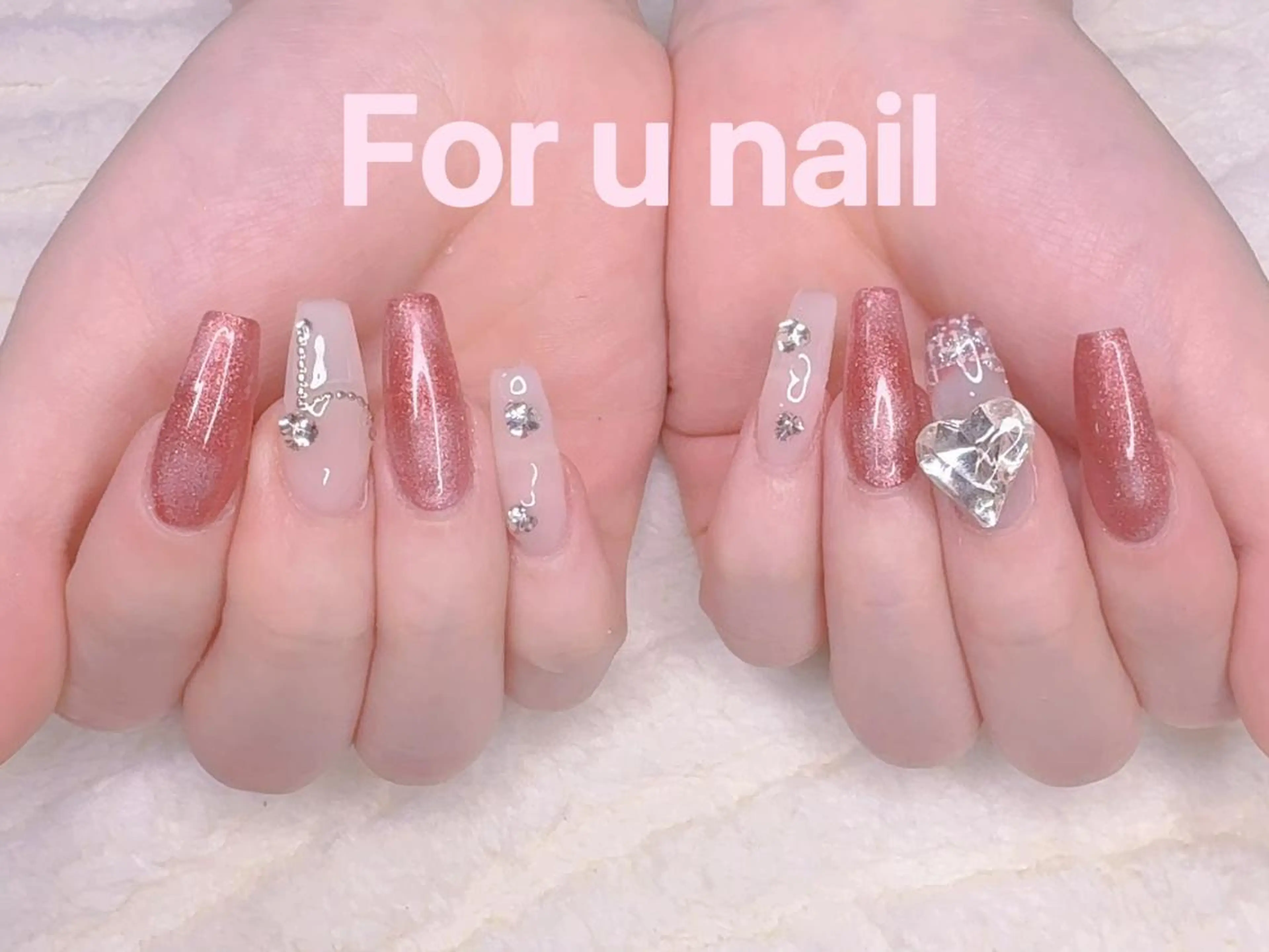 ネイル 成人式 韓国ネイル オフィスネイル ハンドネイル ハンドケア cat‘s nail🐈‍⬛のネイルデザイン