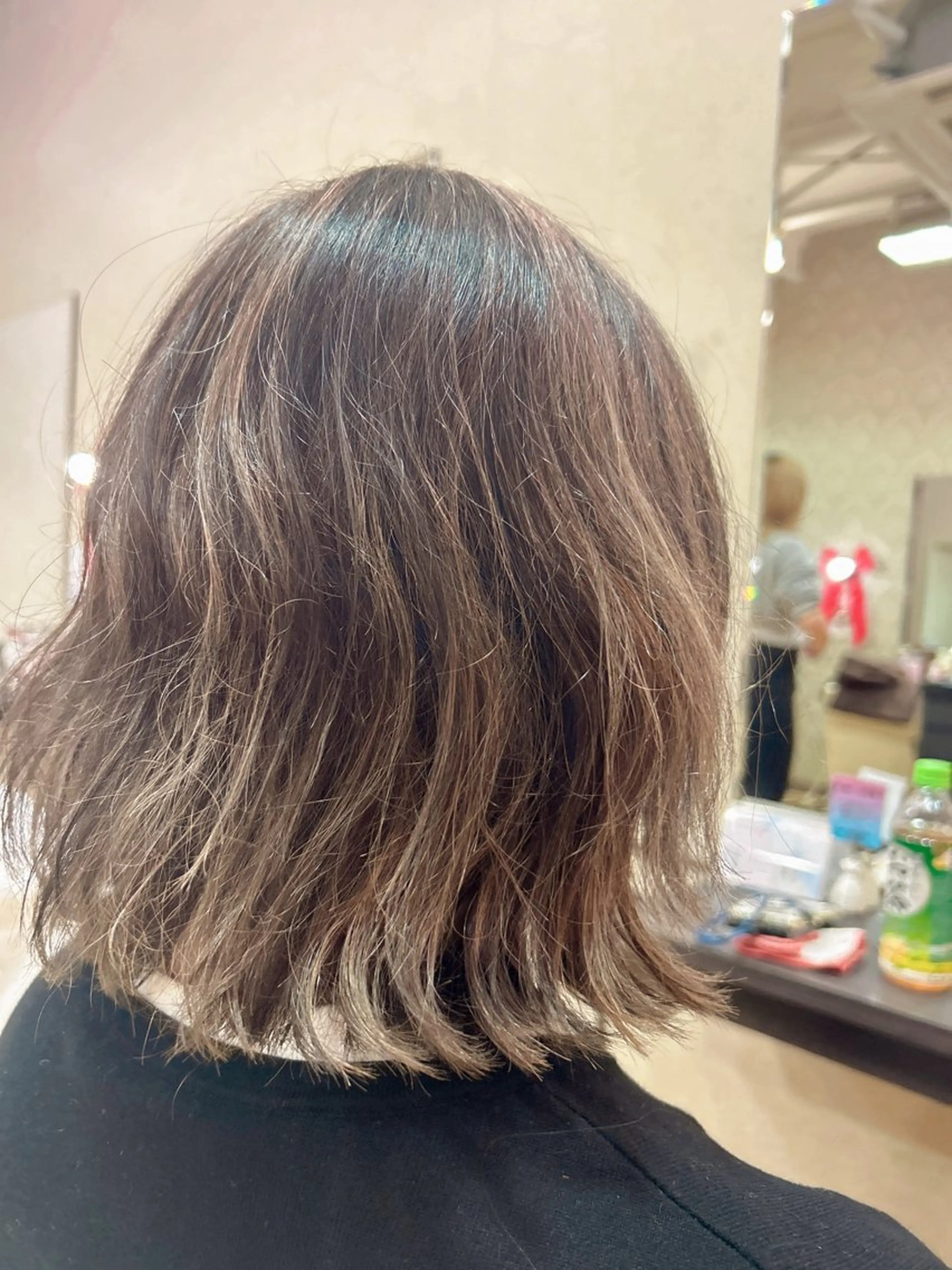 ミディアム パーマ ハイライト トリートメント GLanz 朱蒙のヘアスタイル