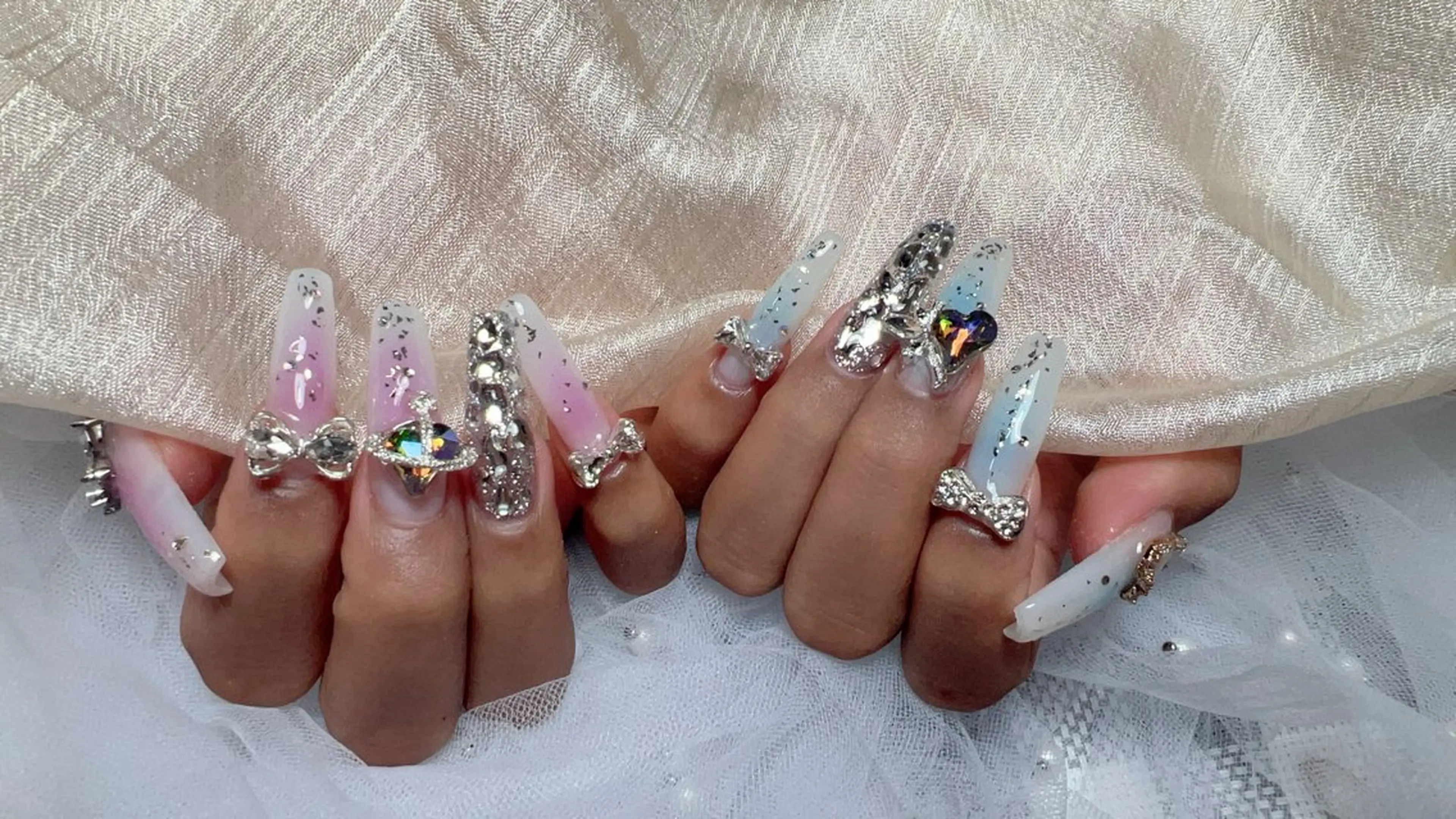 ネイル チークネイル 長さ出し フットネイル フレンチネイル ジェルネイル ハンドネイル Nikoネイルサロン 上野店のネイルデザイン